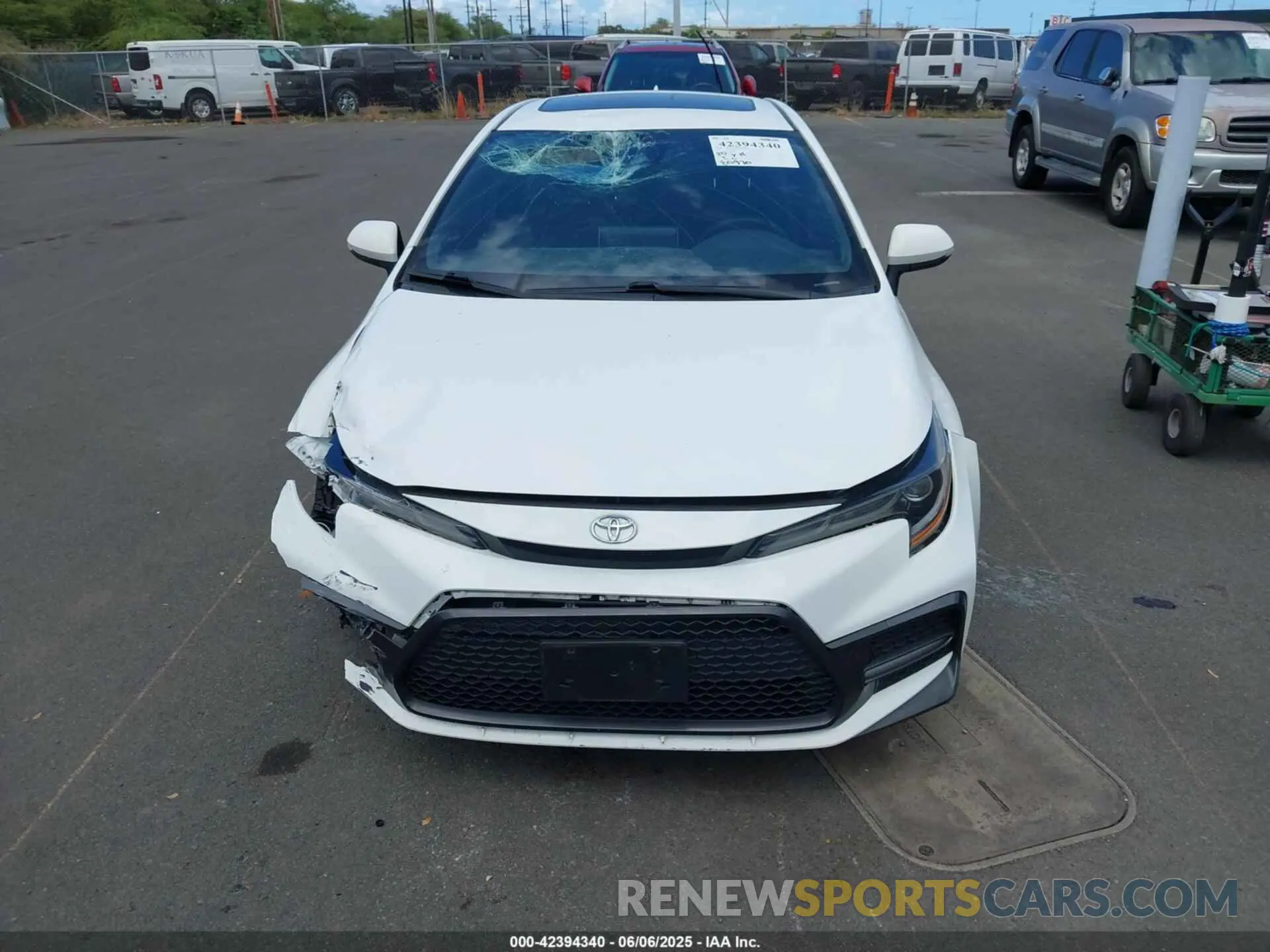 12 Photograph of a damaged car JTDP4RCE4LJ031040 TOYOTA COROLLA 2020
