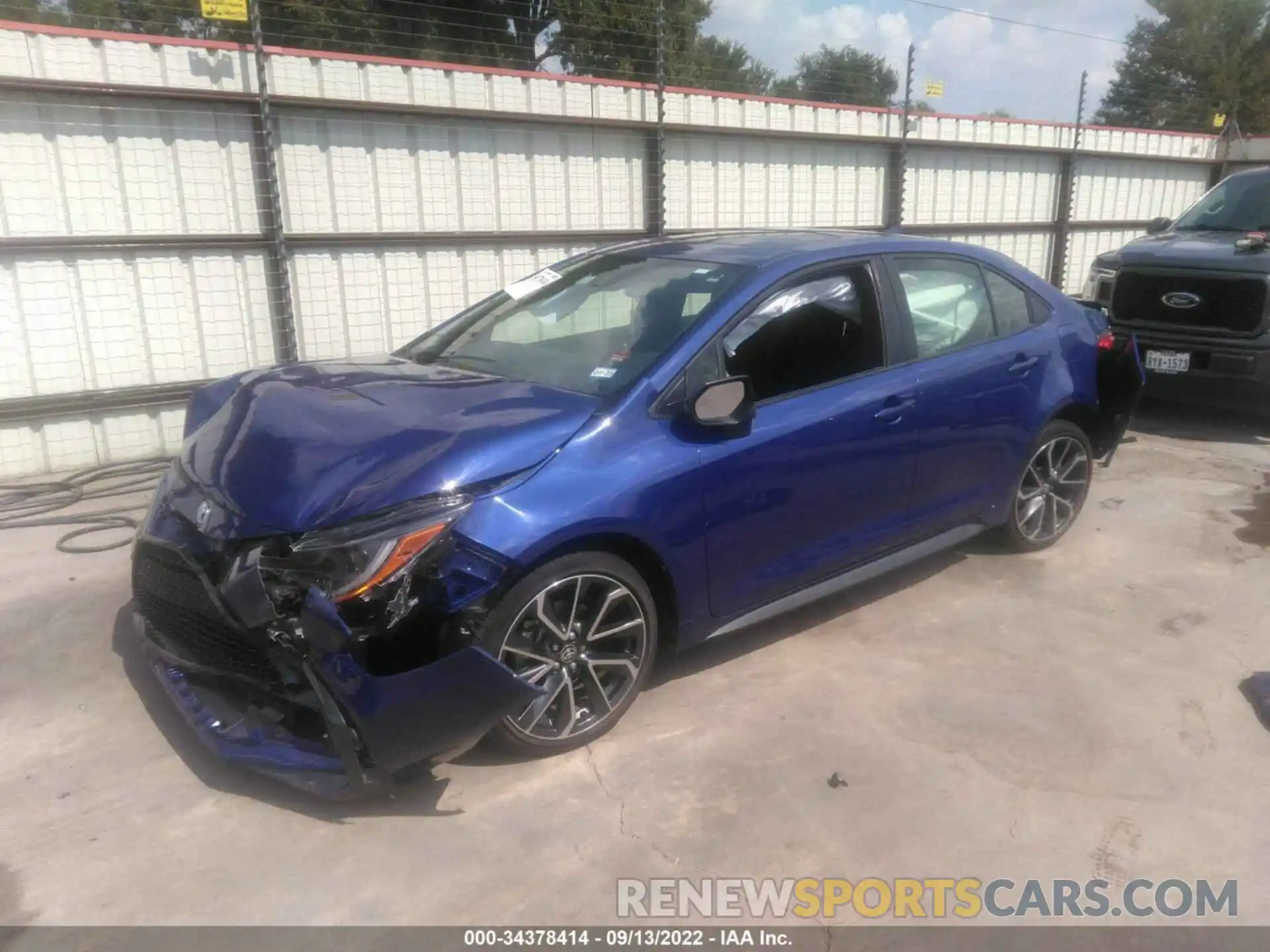 2 Photograph of a damaged car JTDP4RCE5LJ004431 TOYOTA COROLLA 2020