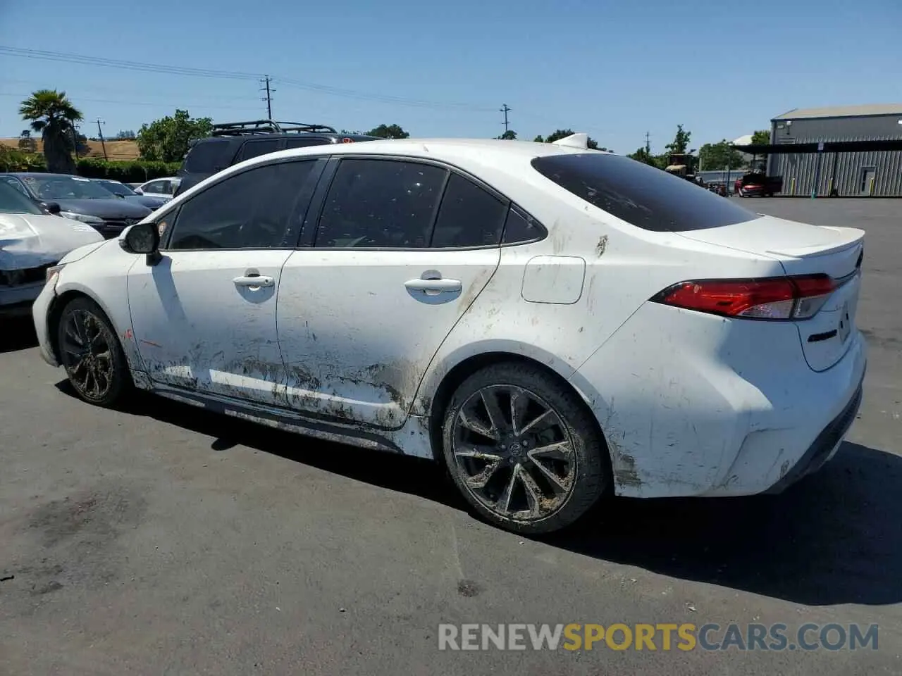 2 Photograph of a damaged car JTDP4RCE5LJ005711 TOYOTA COROLLA 2020