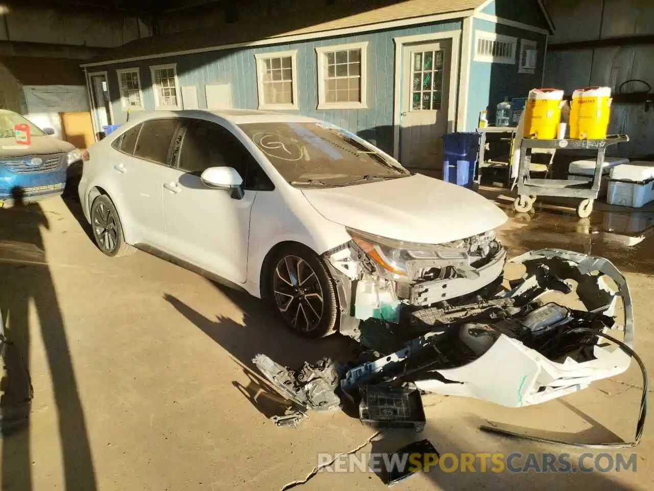 1 Photograph of a damaged car JTDP4RCE5LJ007586 TOYOTA COROLLA 2020