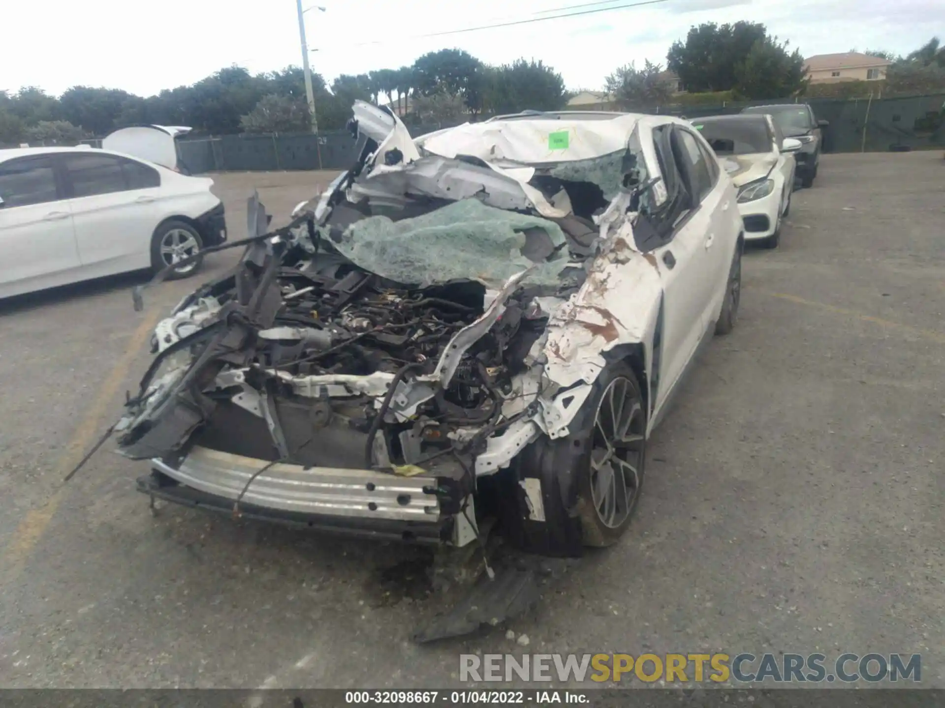 6 Photograph of a damaged car JTDP4RCE8LJ023510 TOYOTA COROLLA 2020