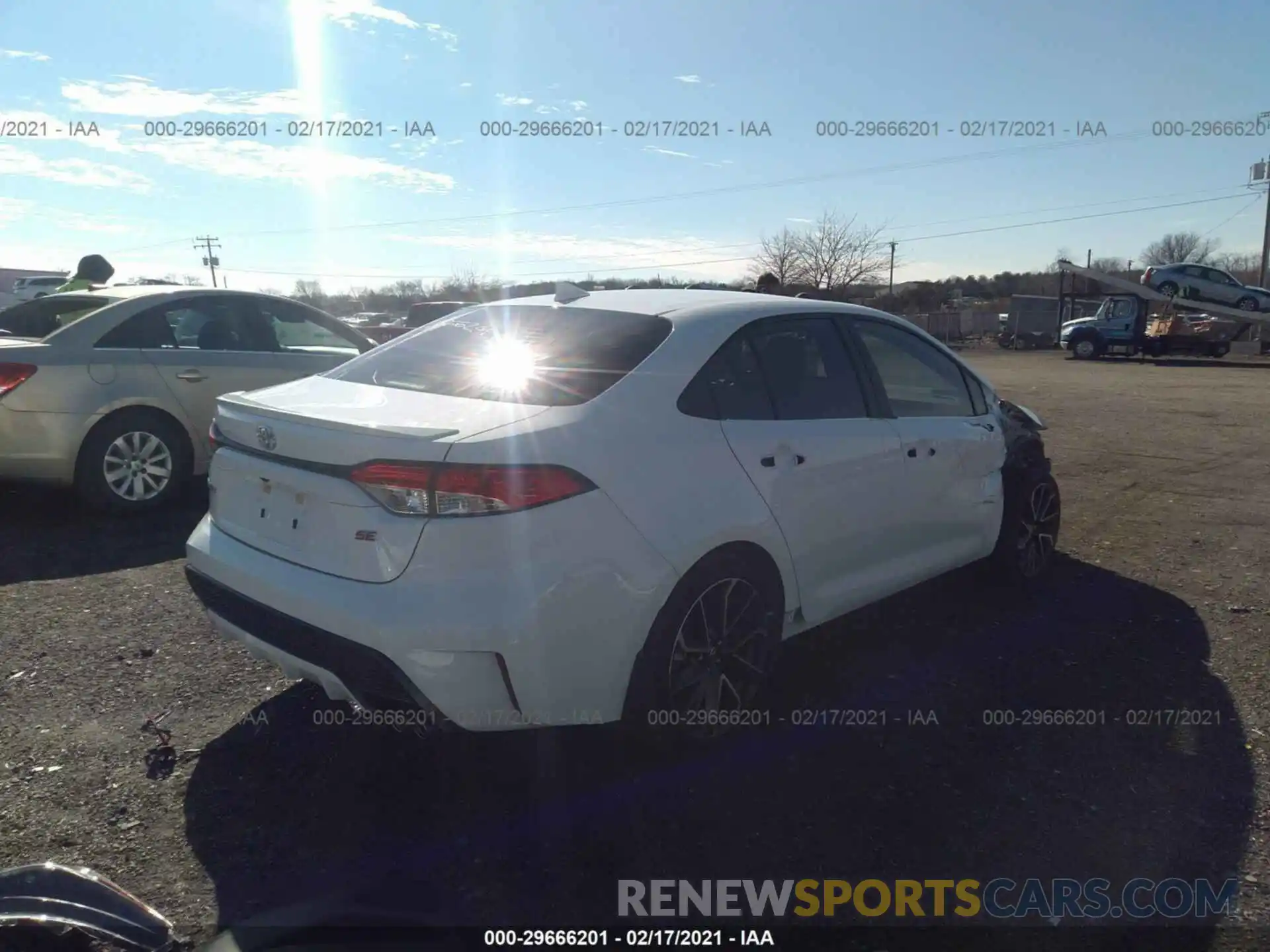 4 Photograph of a damaged car JTDP4RCE8LJ038427 TOYOTA COROLLA 2020