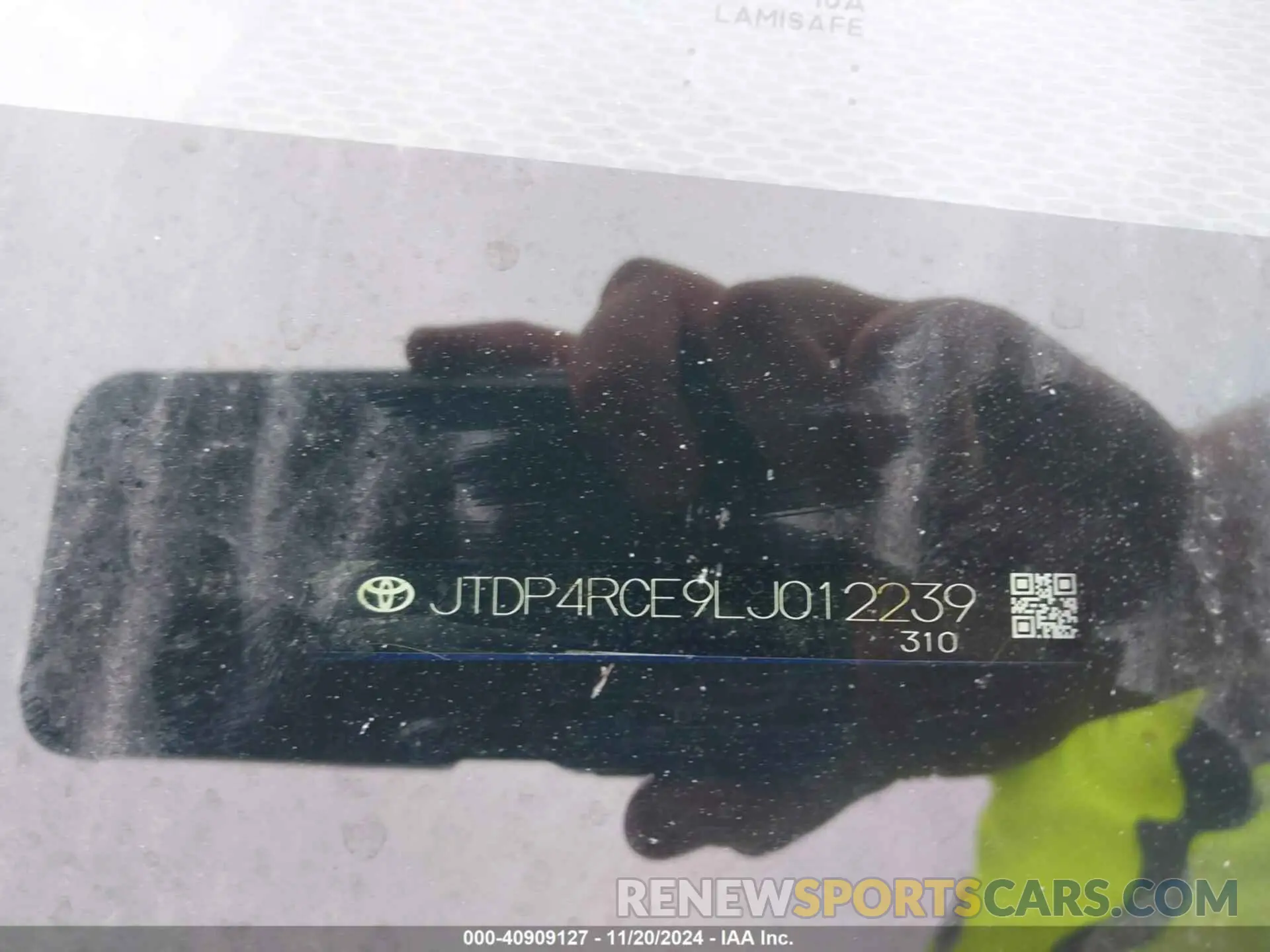 9 Photograph of a damaged car JTDP4RCE9LJ012239 TOYOTA COROLLA 2020