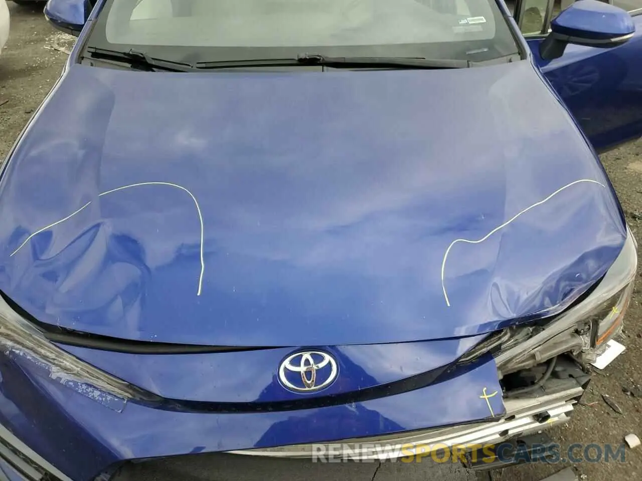 11 Photograph of a damaged car JTDP4RCE9LJ044074 TOYOTA COROLLA 2020