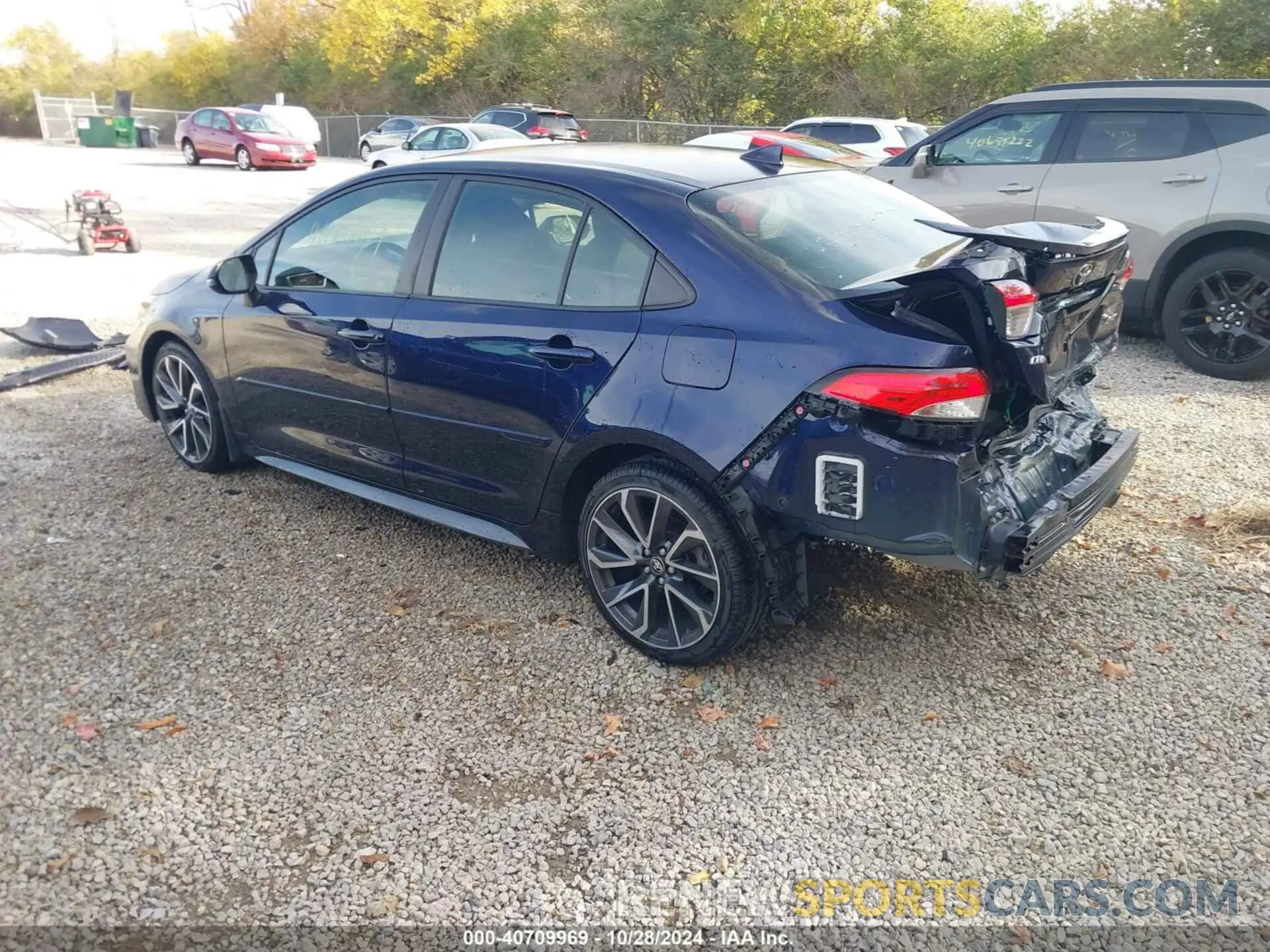 3 Photograph of a damaged car JTDS4RCE0LJ005867 TOYOTA COROLLA 2020