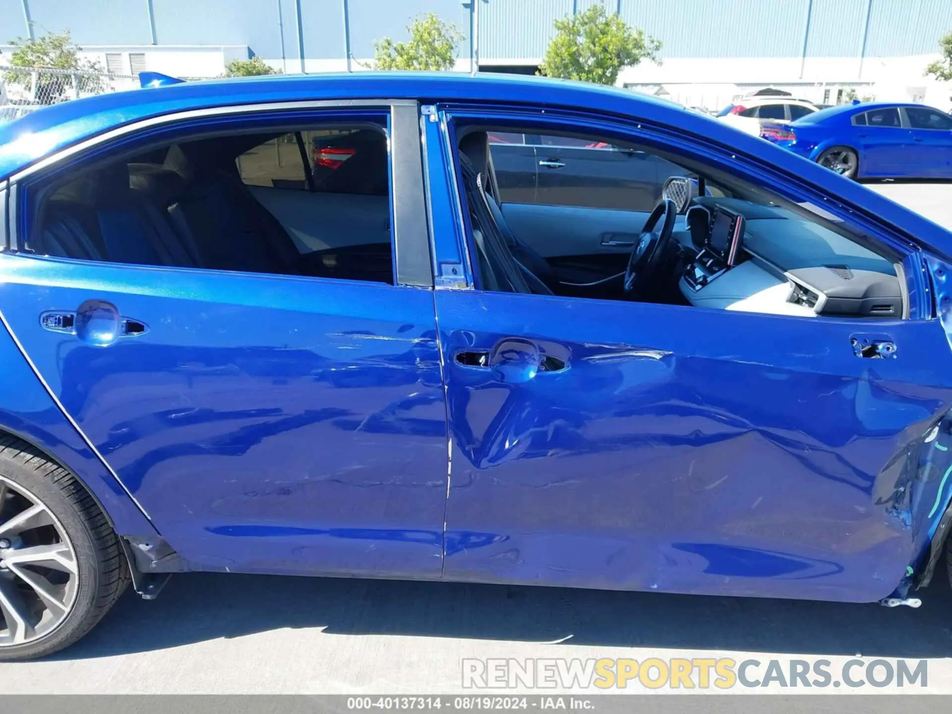 14 Photograph of a damaged car JTDS4RCE0LJ011037 TOYOTA COROLLA 2020