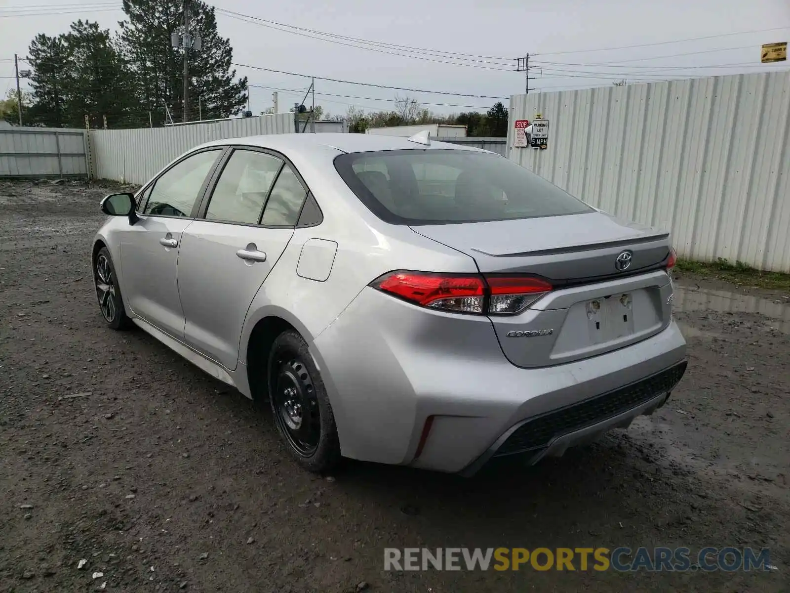 3 Photograph of a damaged car JTDS4RCE0LJ021941 TOYOTA COROLLA 2020