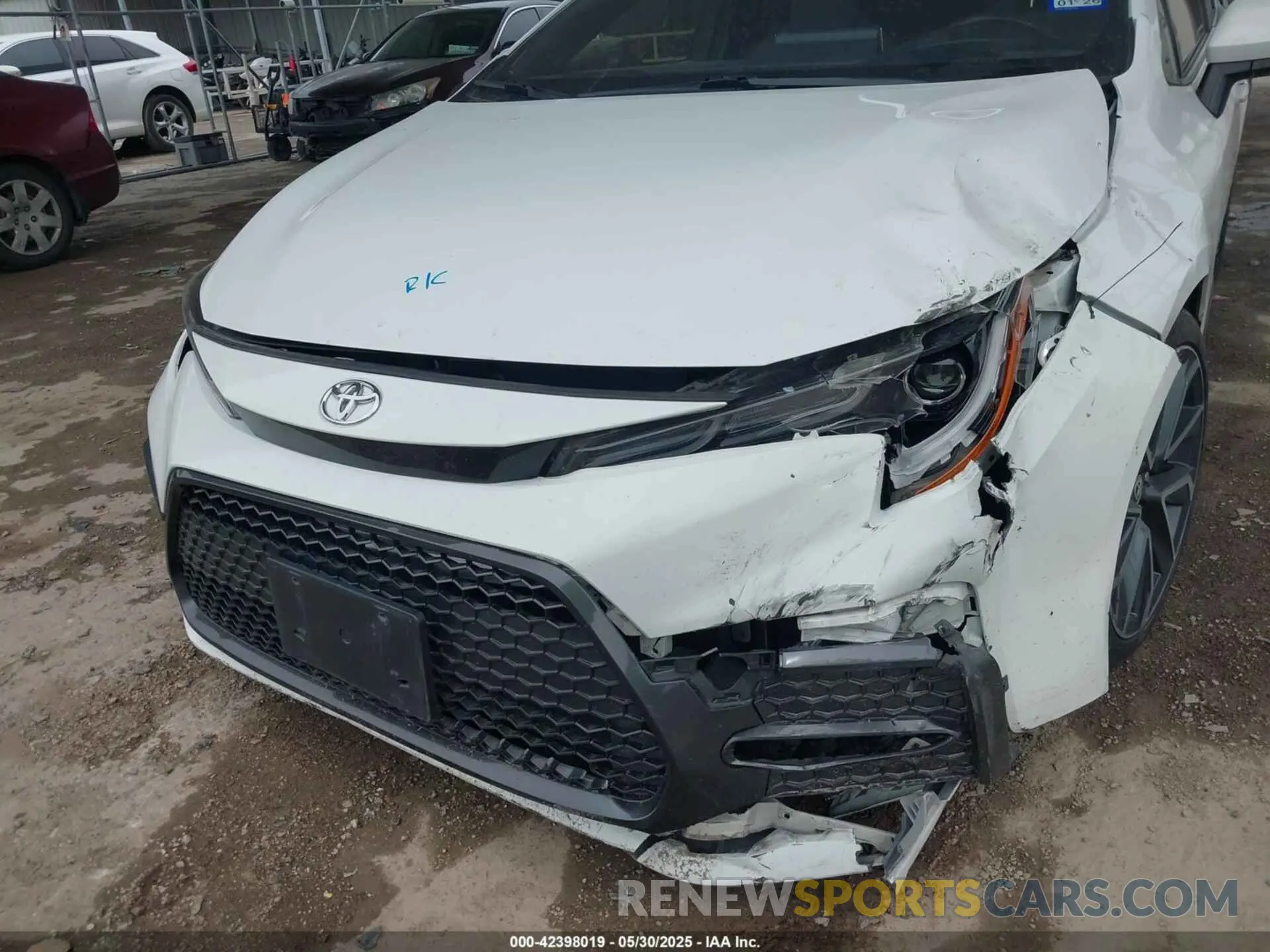 6 Photograph of a damaged car JTDS4RCE0LJ025164 TOYOTA COROLLA 2020