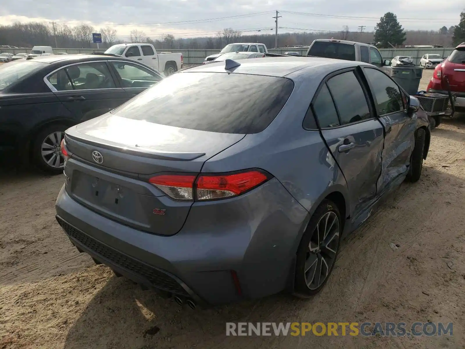 4 Photograph of a damaged car JTDS4RCE0LJ042014 TOYOTA COROLLA 2020