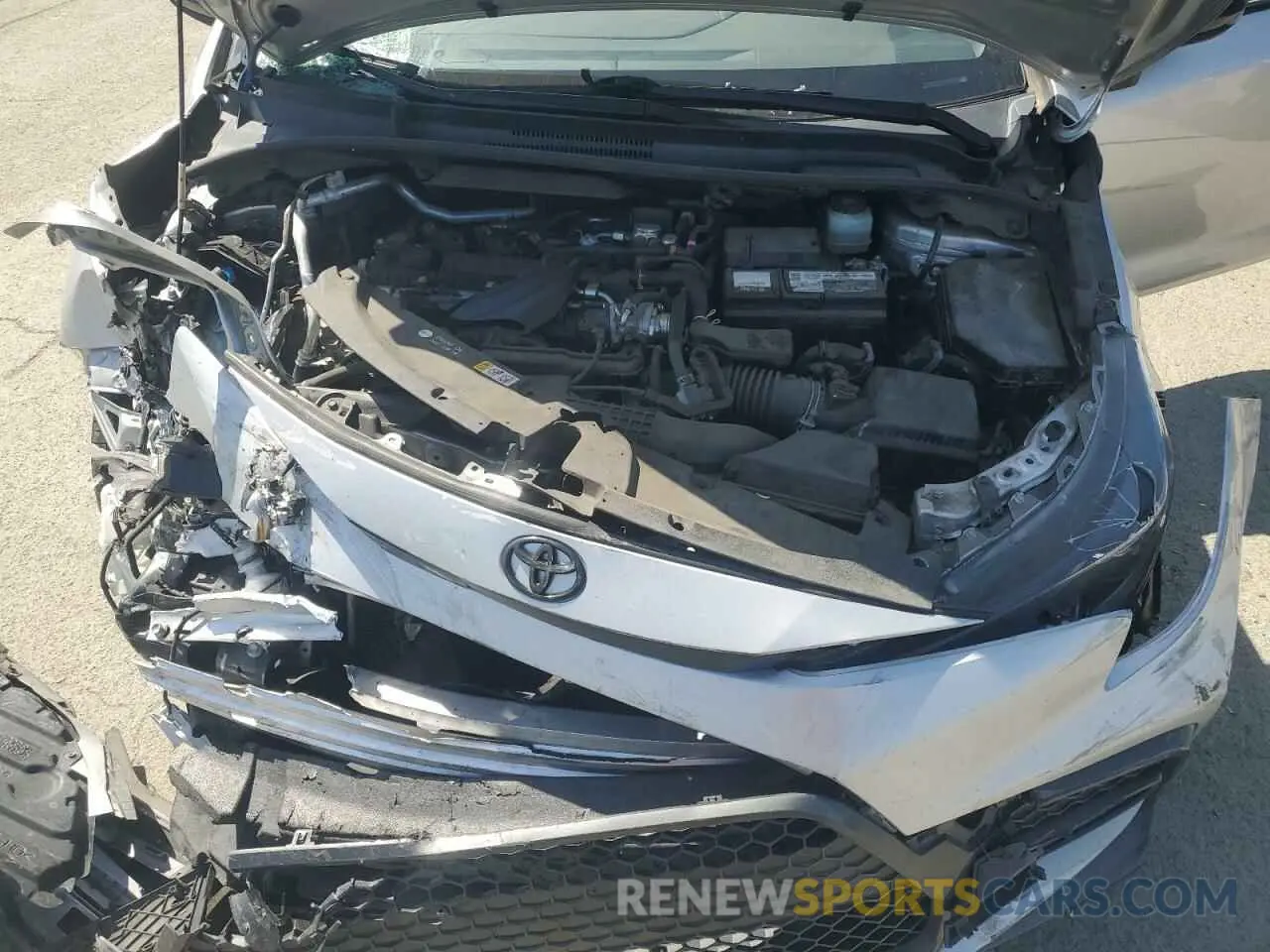 11 Photograph of a damaged car JTDS4RCE0LJ044040 TOYOTA COROLLA 2020