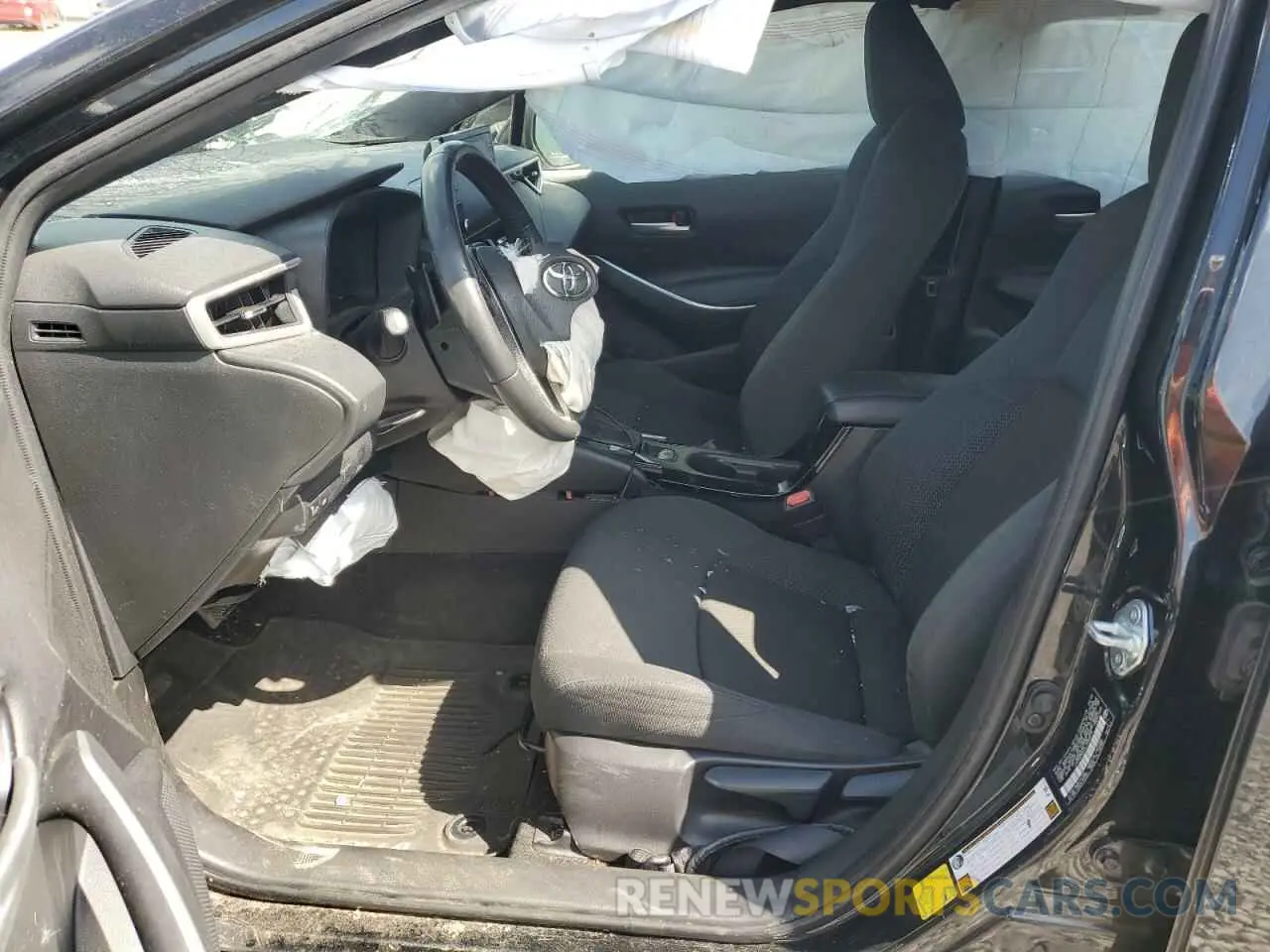7 Photograph of a damaged car JTDS4RCE0LJ052879 TOYOTA COROLLA 2020