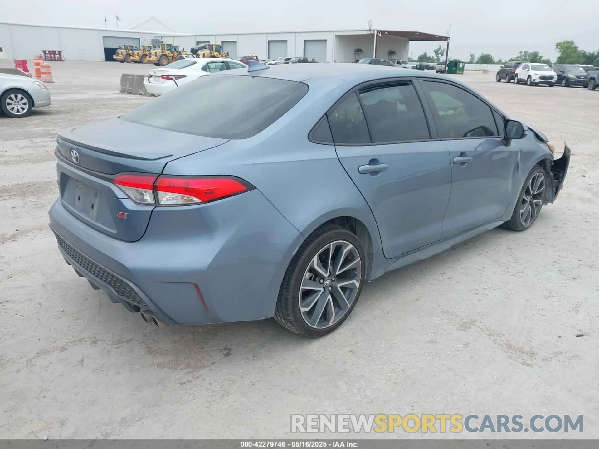 4 Photograph of a damaged car JTDS4RCE1LJ006560 TOYOTA COROLLA 2020