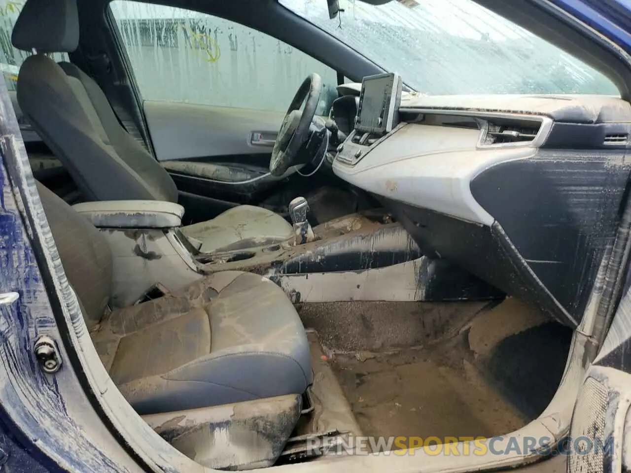 5 Photograph of a damaged car JTDS4RCE1LJ013248 TOYOTA COROLLA 2020
