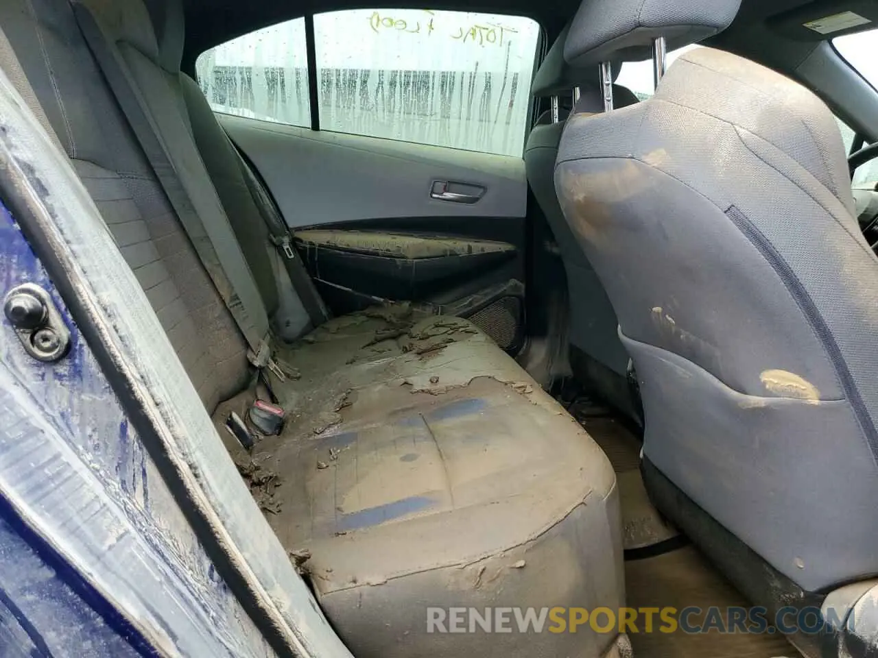 6 Photograph of a damaged car JTDS4RCE1LJ013248 TOYOTA COROLLA 2020