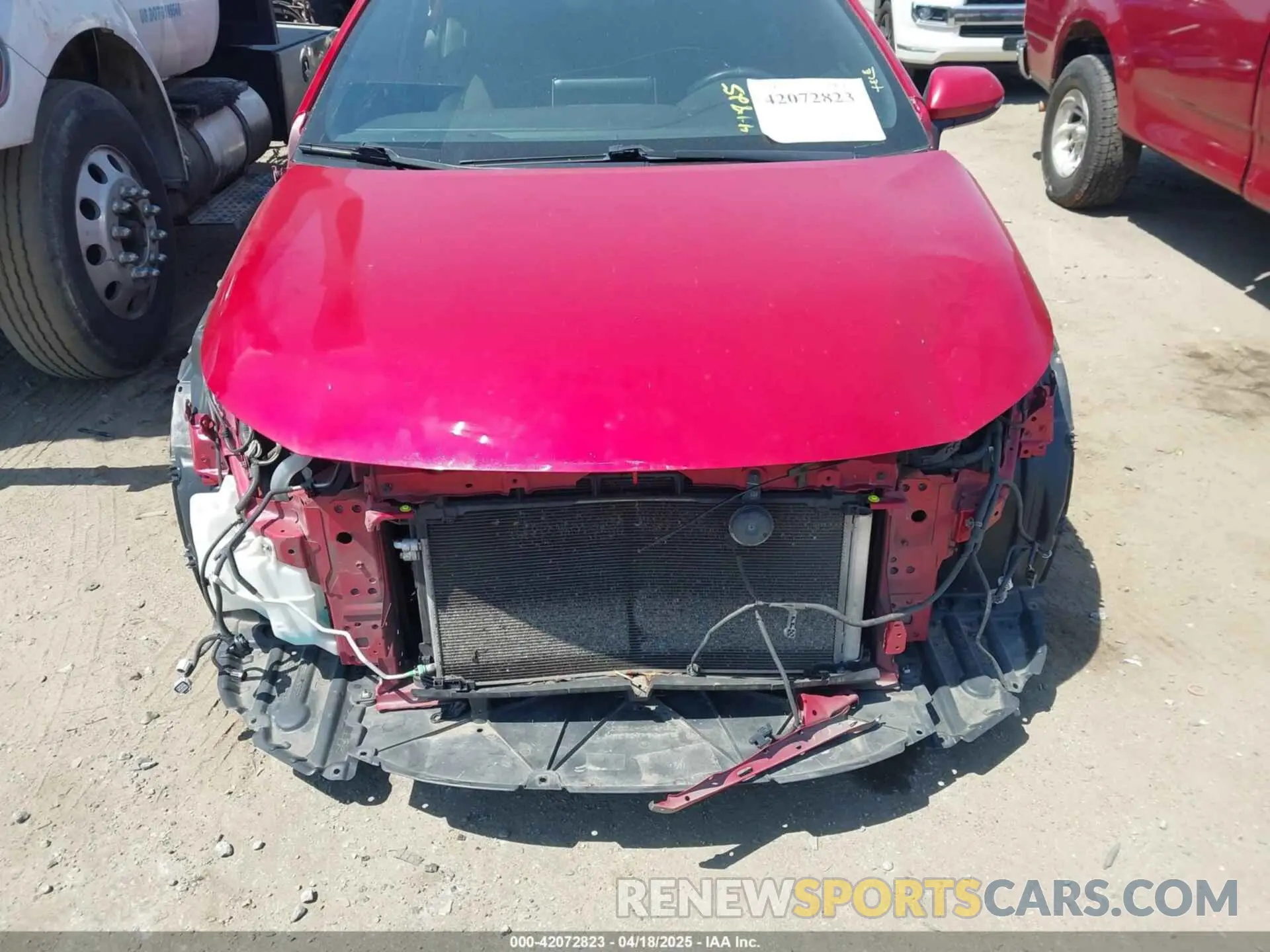 13 Photograph of a damaged car JTDS4RCE1LJ022967 TOYOTA COROLLA 2020
