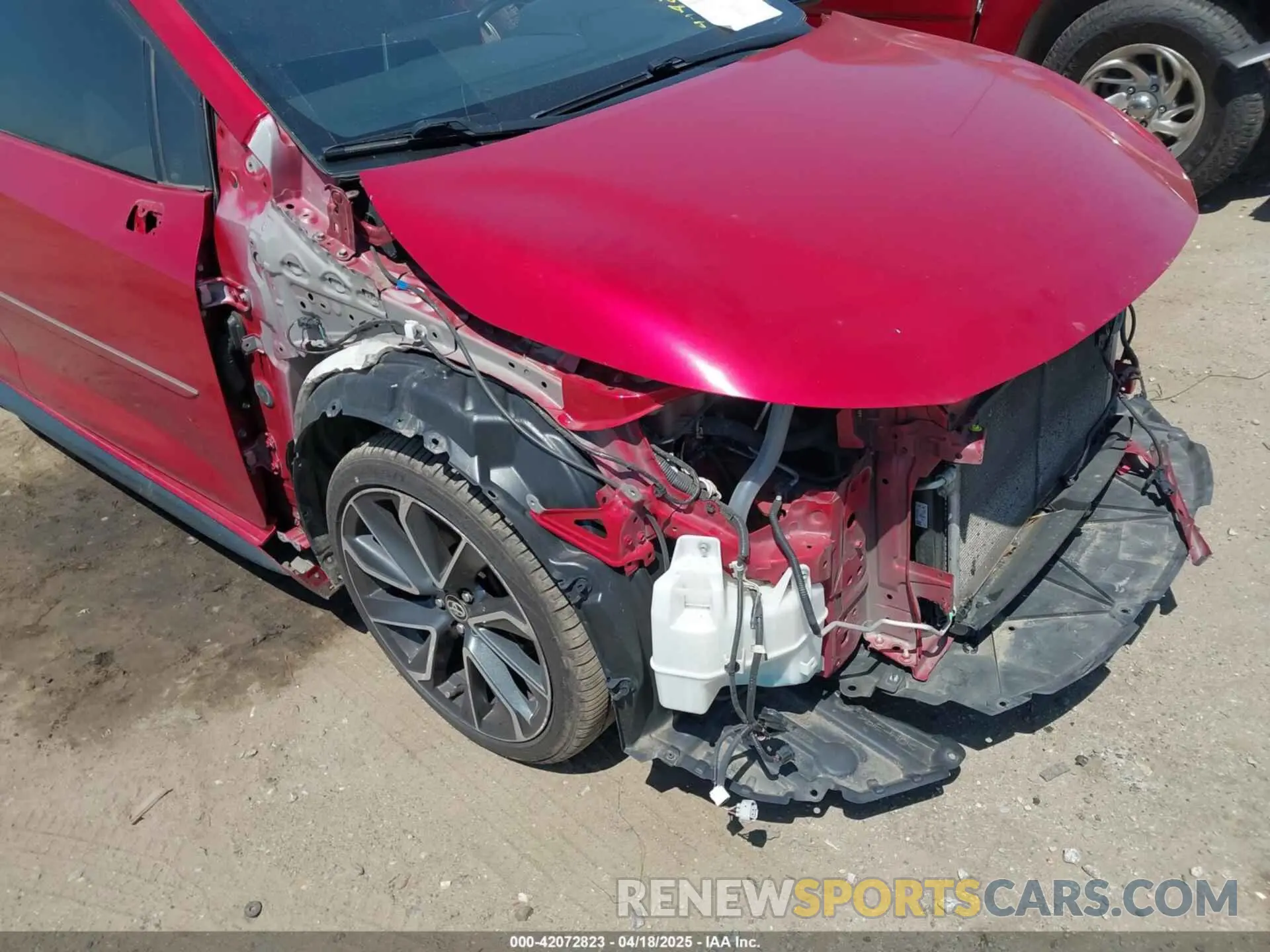 18 Photograph of a damaged car JTDS4RCE1LJ022967 TOYOTA COROLLA 2020