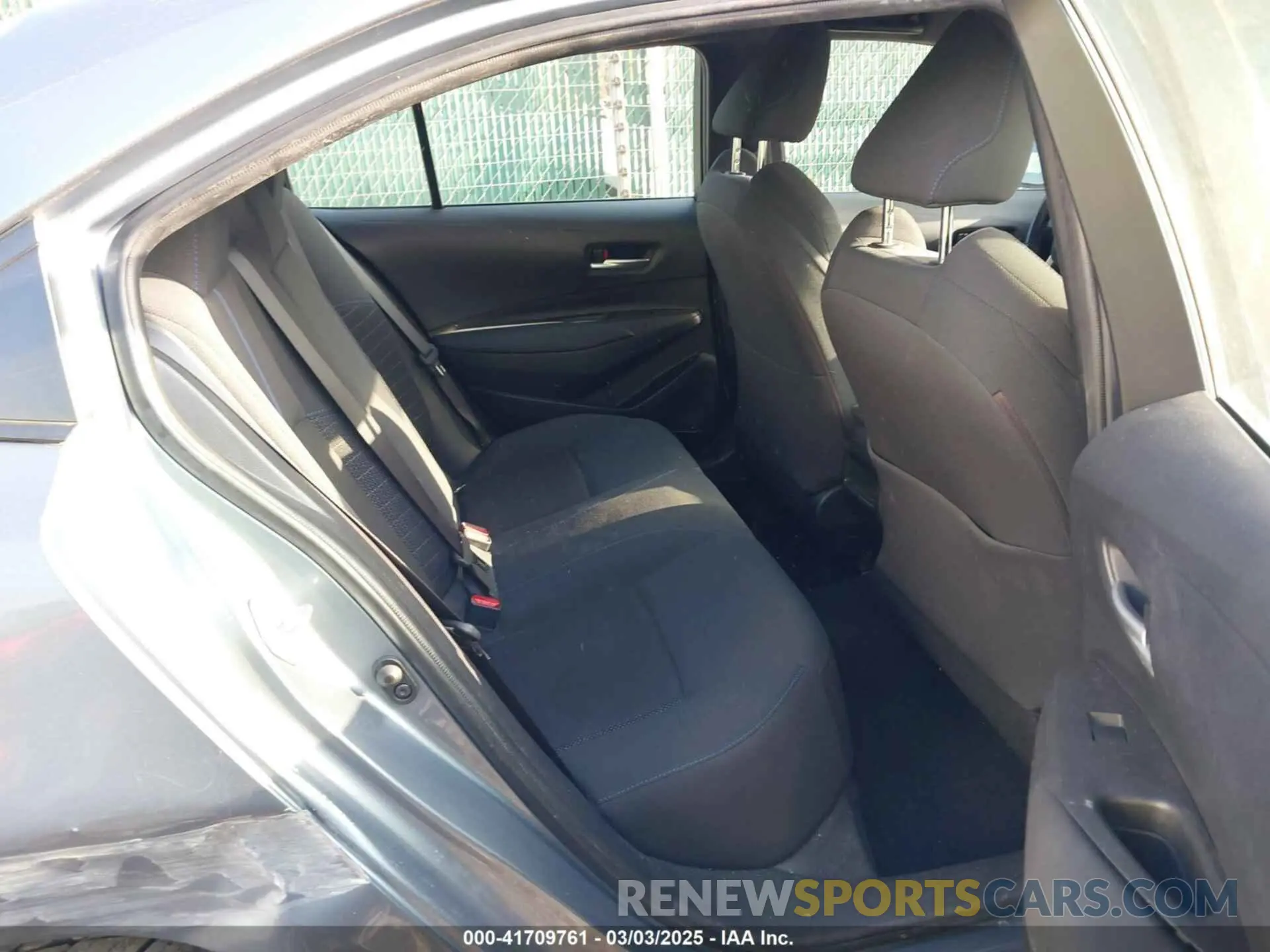8 Photograph of a damaged car JTDS4RCE1LJ026713 TOYOTA COROLLA 2020