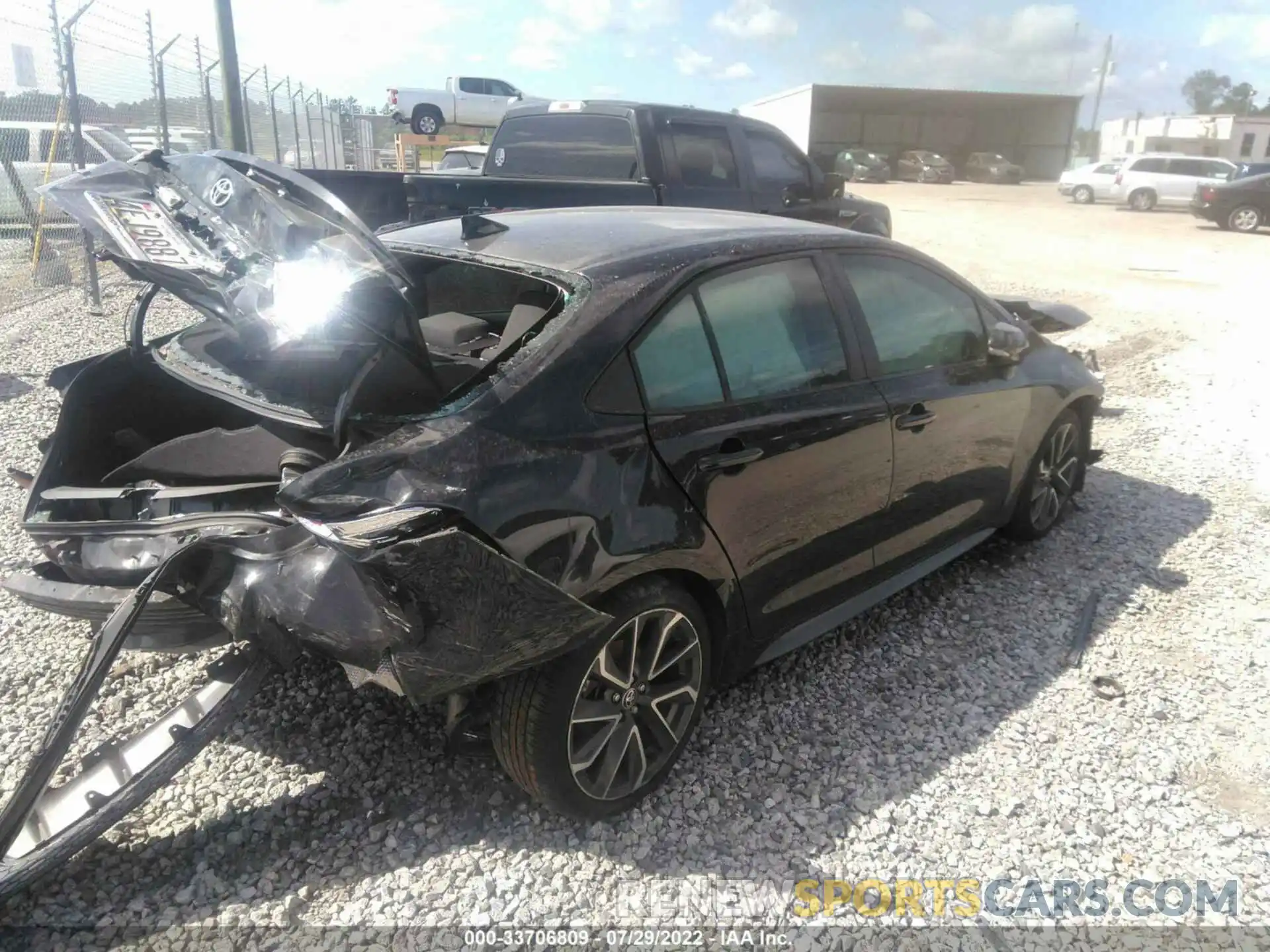 4 Photograph of a damaged car JTDS4RCE1LJ041650 TOYOTA COROLLA 2020