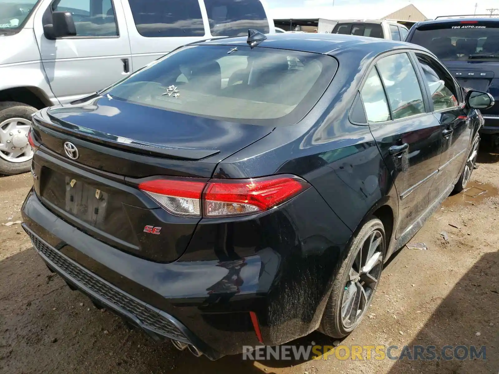 4 Photograph of a damaged car JTDS4RCE1LJ042992 TOYOTA COROLLA 2020