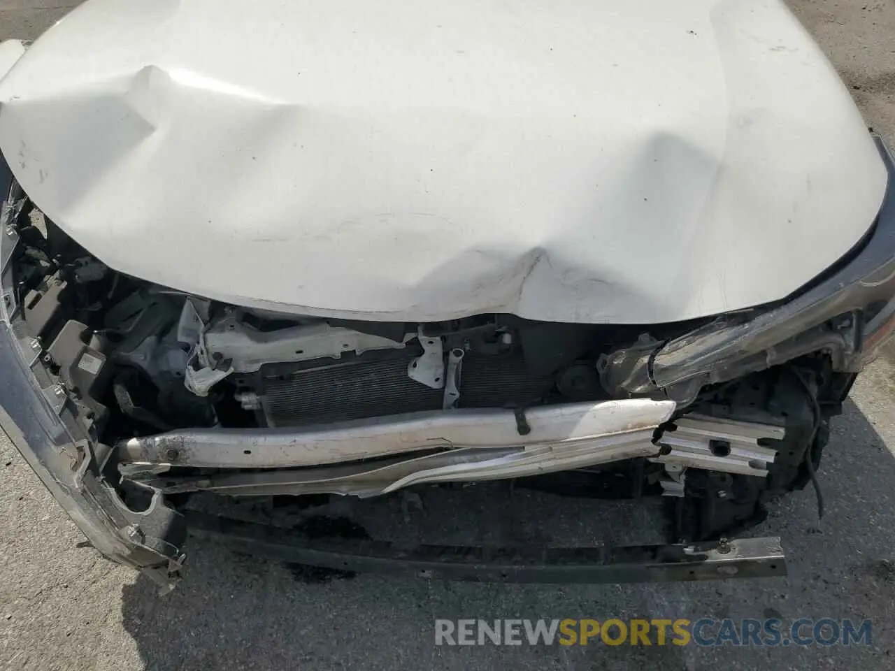 11 Photograph of a damaged car JTDS4RCE2LJ009080 TOYOTA COROLLA 2020