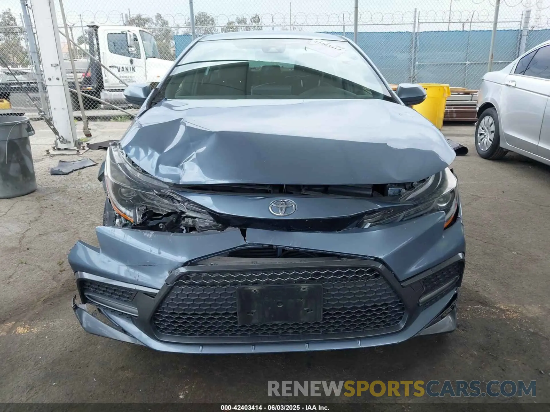 12 Photograph of a damaged car JTDS4RCE2LJ016921 TOYOTA COROLLA 2020
