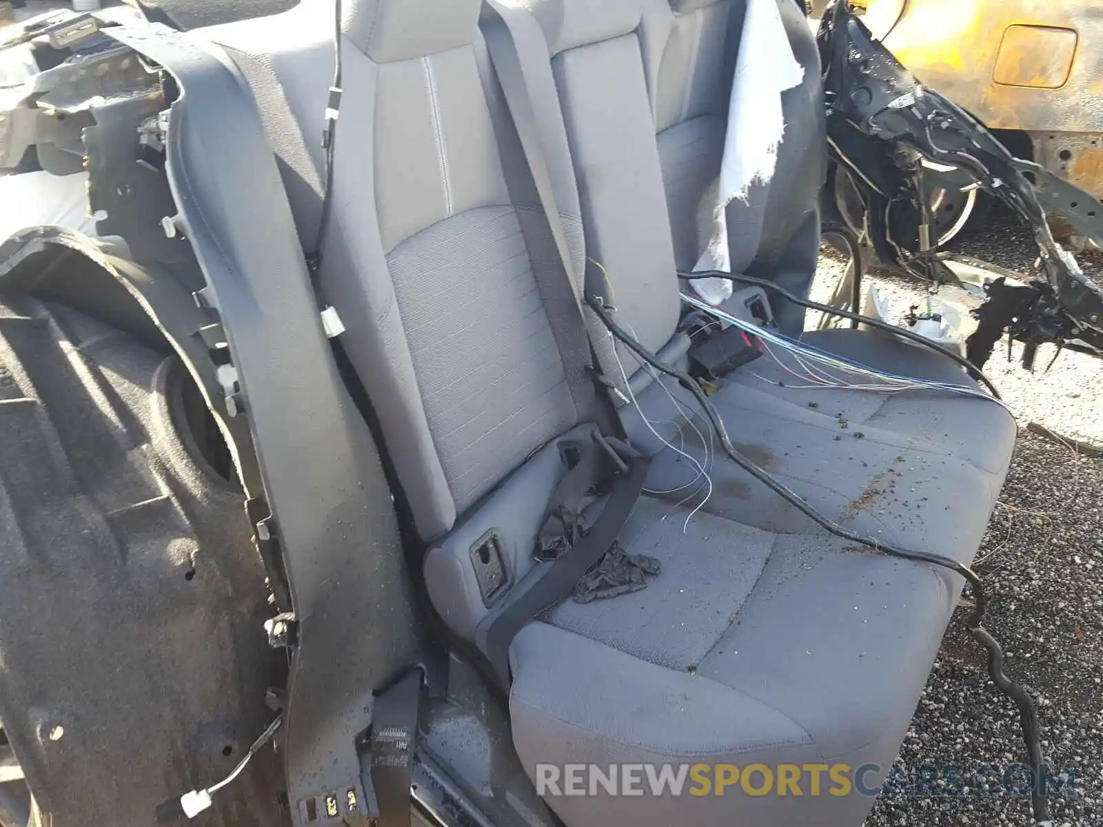 6 Photograph of a damaged car JTDS4RCE2LJ018331 TOYOTA COROLLA 2020