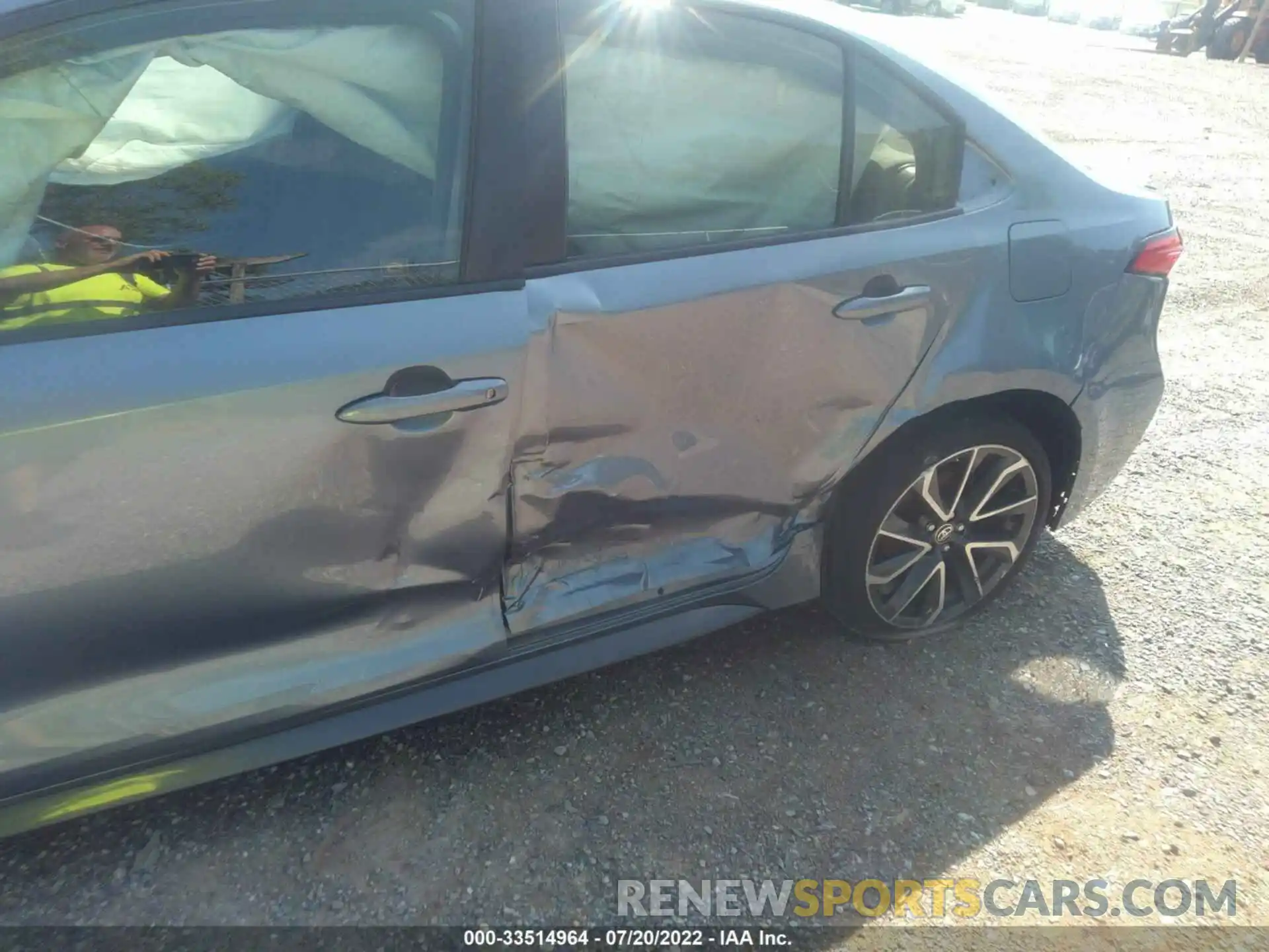 6 Photograph of a damaged car JTDS4RCE2LJ026641 TOYOTA COROLLA 2020