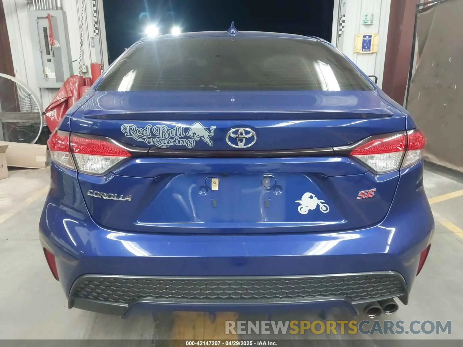 16 Photograph of a damaged car JTDS4RCE2LJ035498 TOYOTA COROLLA 2020