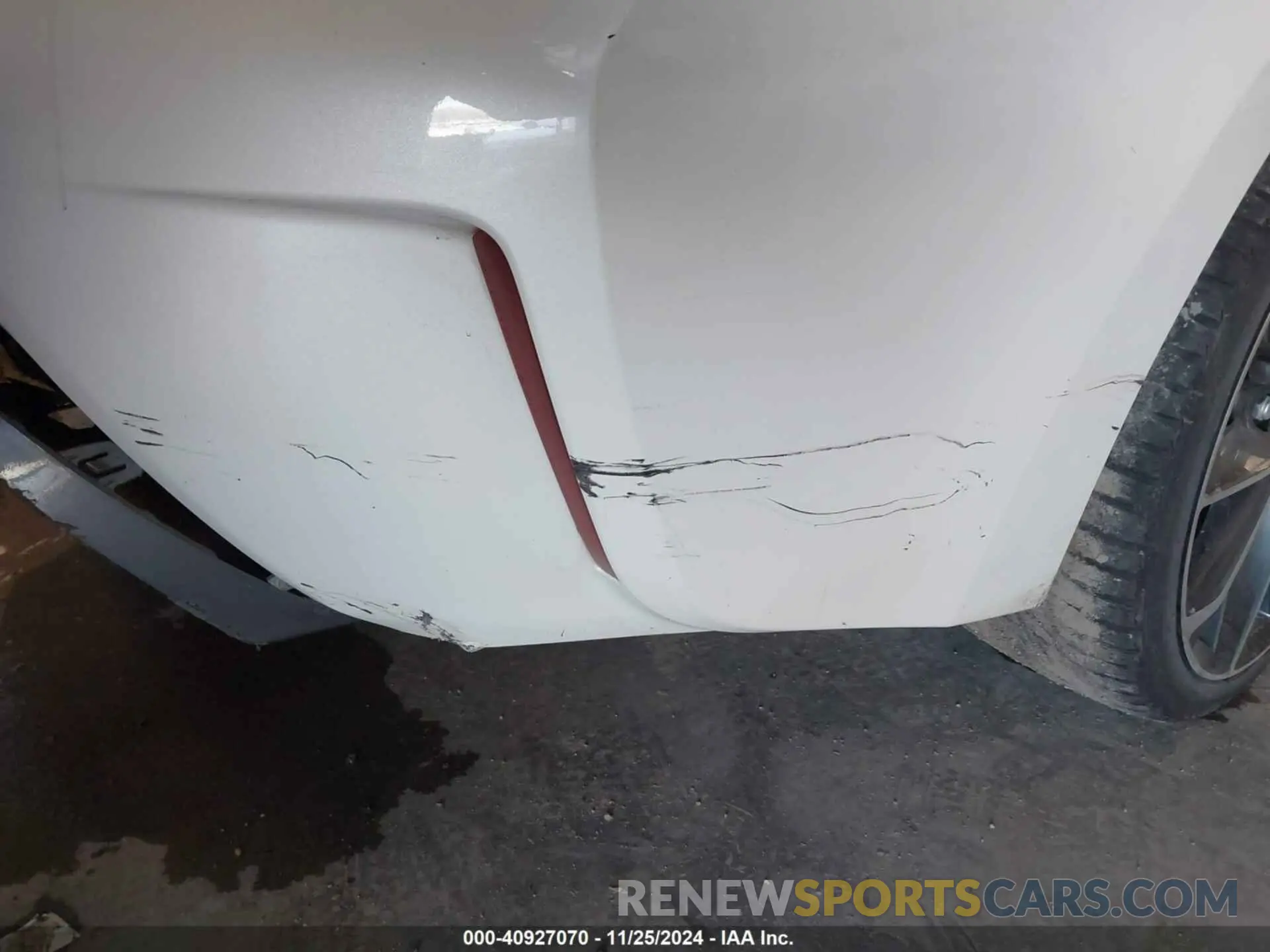 18 Photograph of a damaged car JTDS4RCE3LJ006088 TOYOTA COROLLA 2020