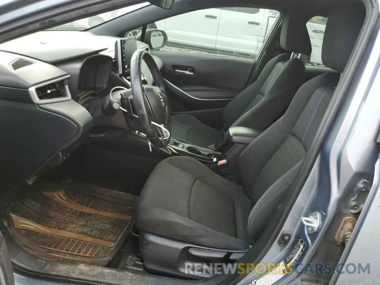 7 Photograph of a damaged car JTDS4RCE3LJ008729 TOYOTA COROLLA 2020