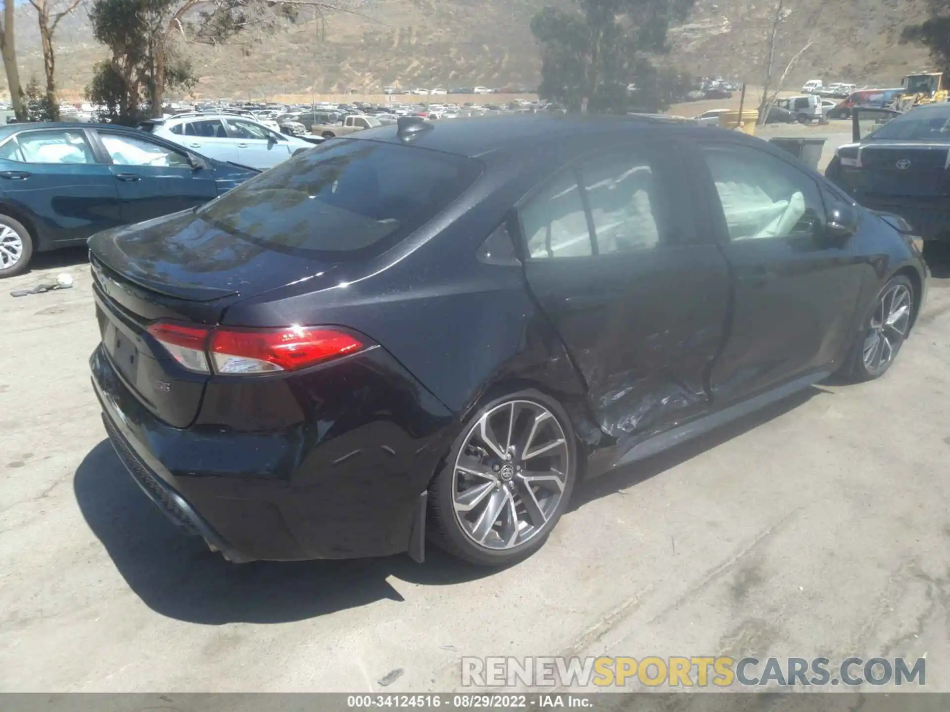 4 Photograph of a damaged car JTDS4RCE3LJ018449 TOYOTA COROLLA 2020