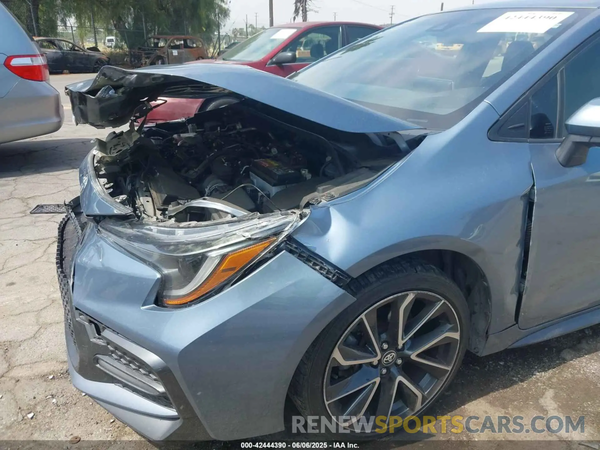 6 Photograph of a damaged car JTDS4RCE3LJ024834 TOYOTA COROLLA 2020