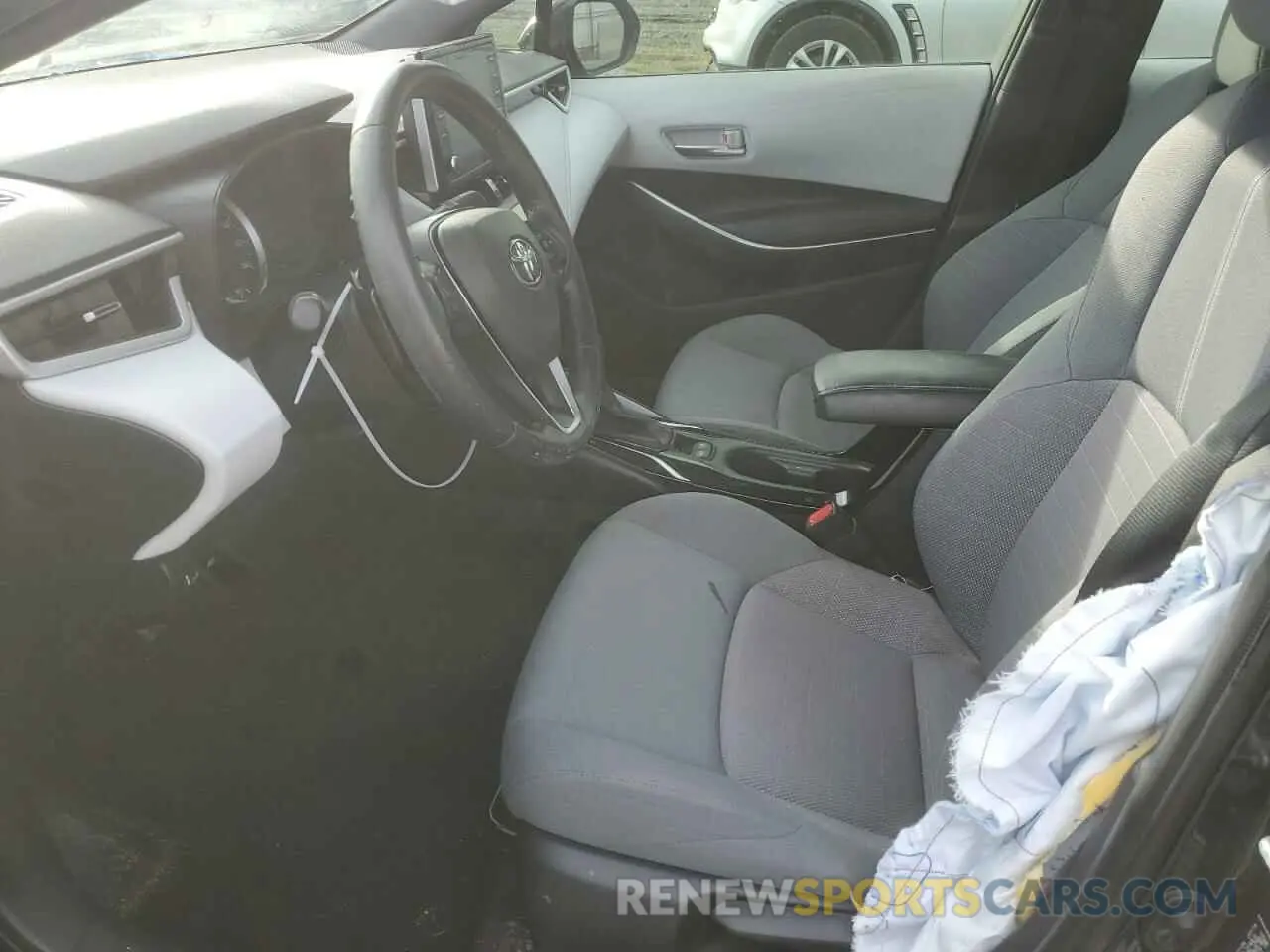 7 Photograph of a damaged car JTDS4RCE3LJ035963 TOYOTA COROLLA 2020