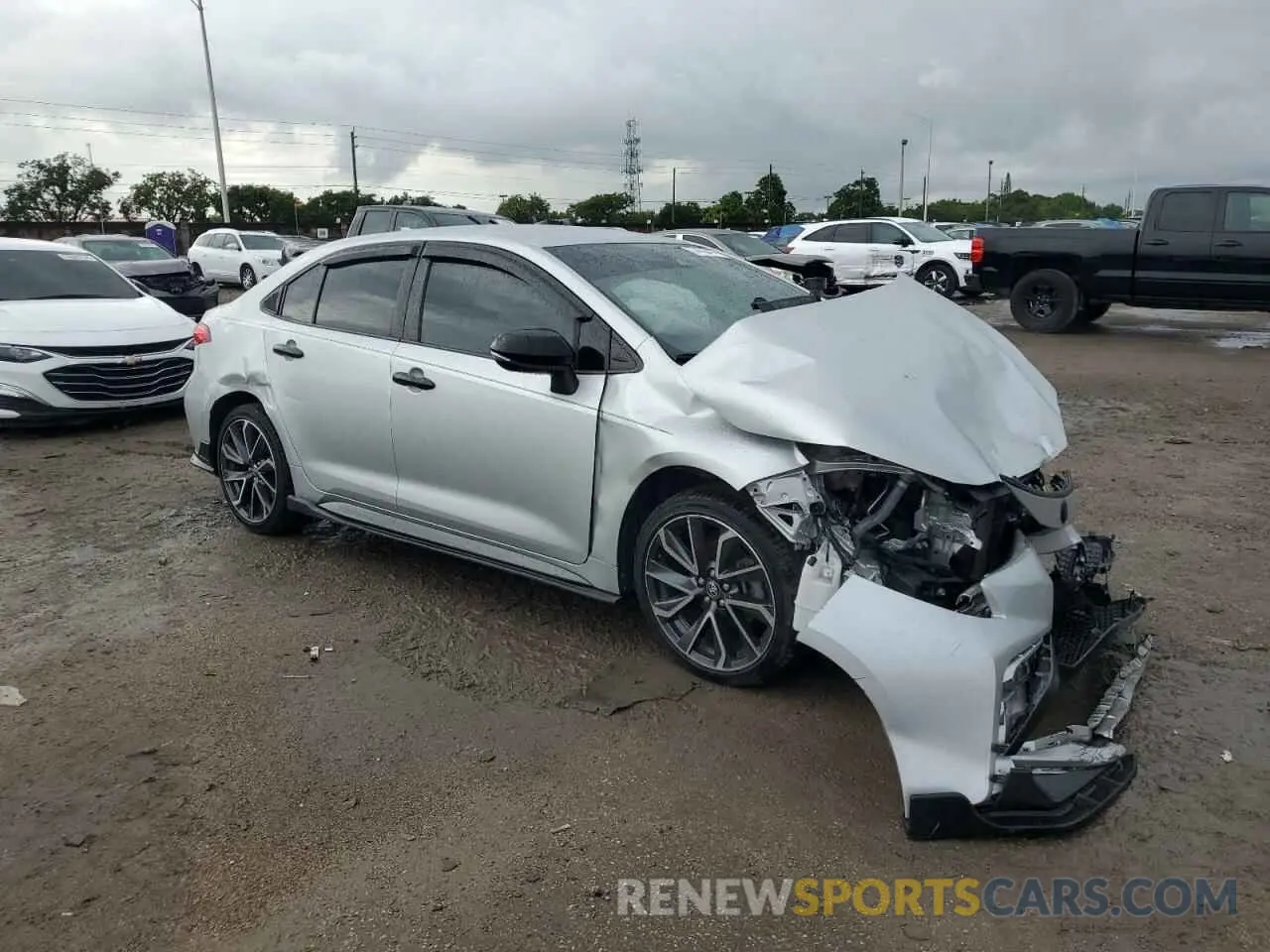 4 Photograph of a damaged car JTDS4RCE3LJ039351 TOYOTA COROLLA 2020