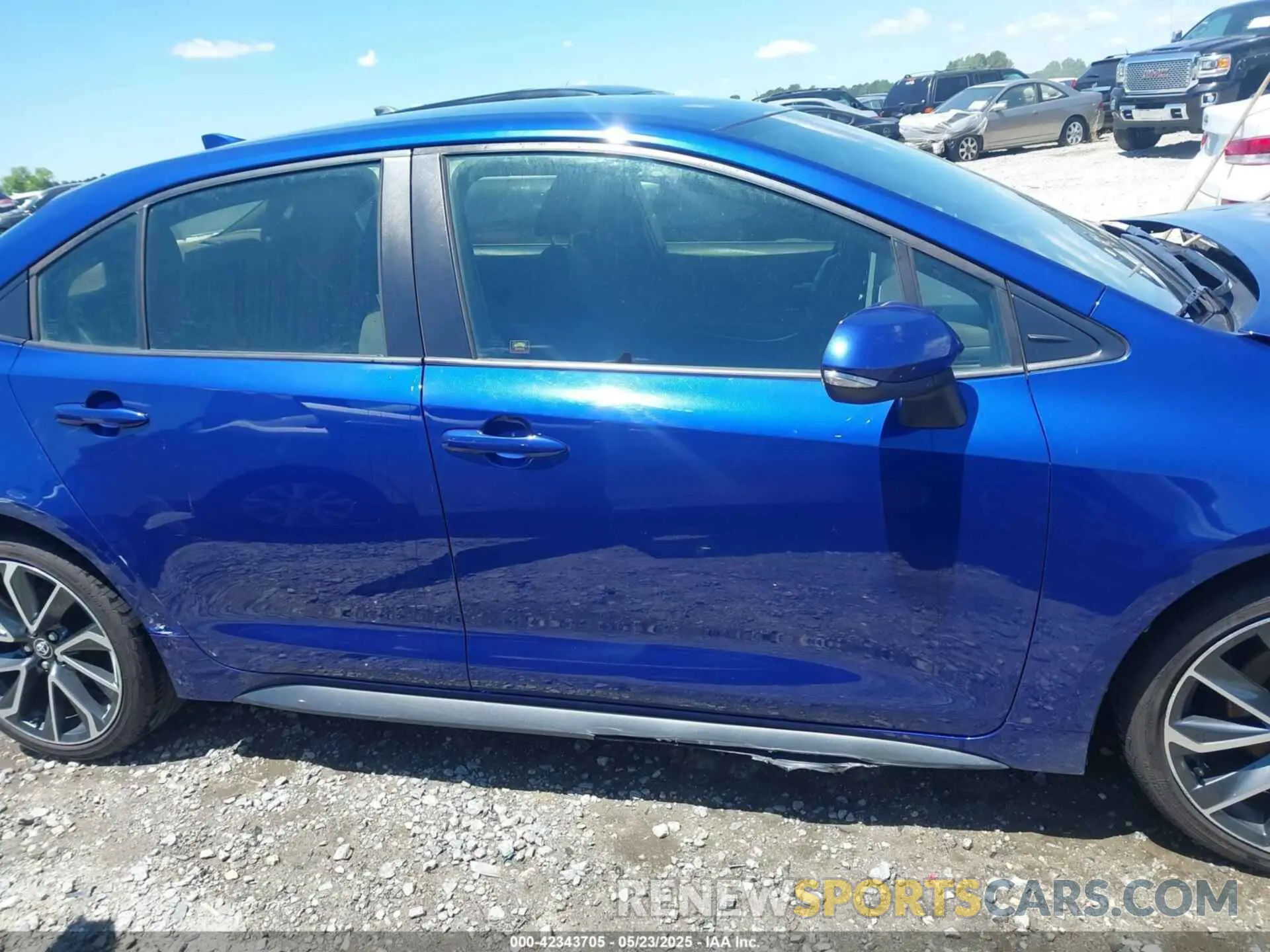 13 Photograph of a damaged car JTDS4RCE3LJ040726 TOYOTA COROLLA 2020