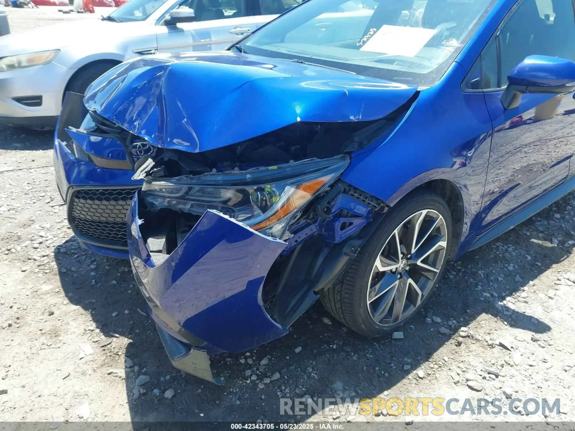 17 Photograph of a damaged car JTDS4RCE3LJ040726 TOYOTA COROLLA 2020
