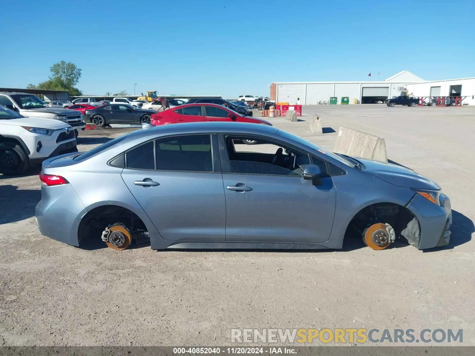 13 Photograph of a damaged car JTDS4RCE3LJ041407 TOYOTA COROLLA 2020