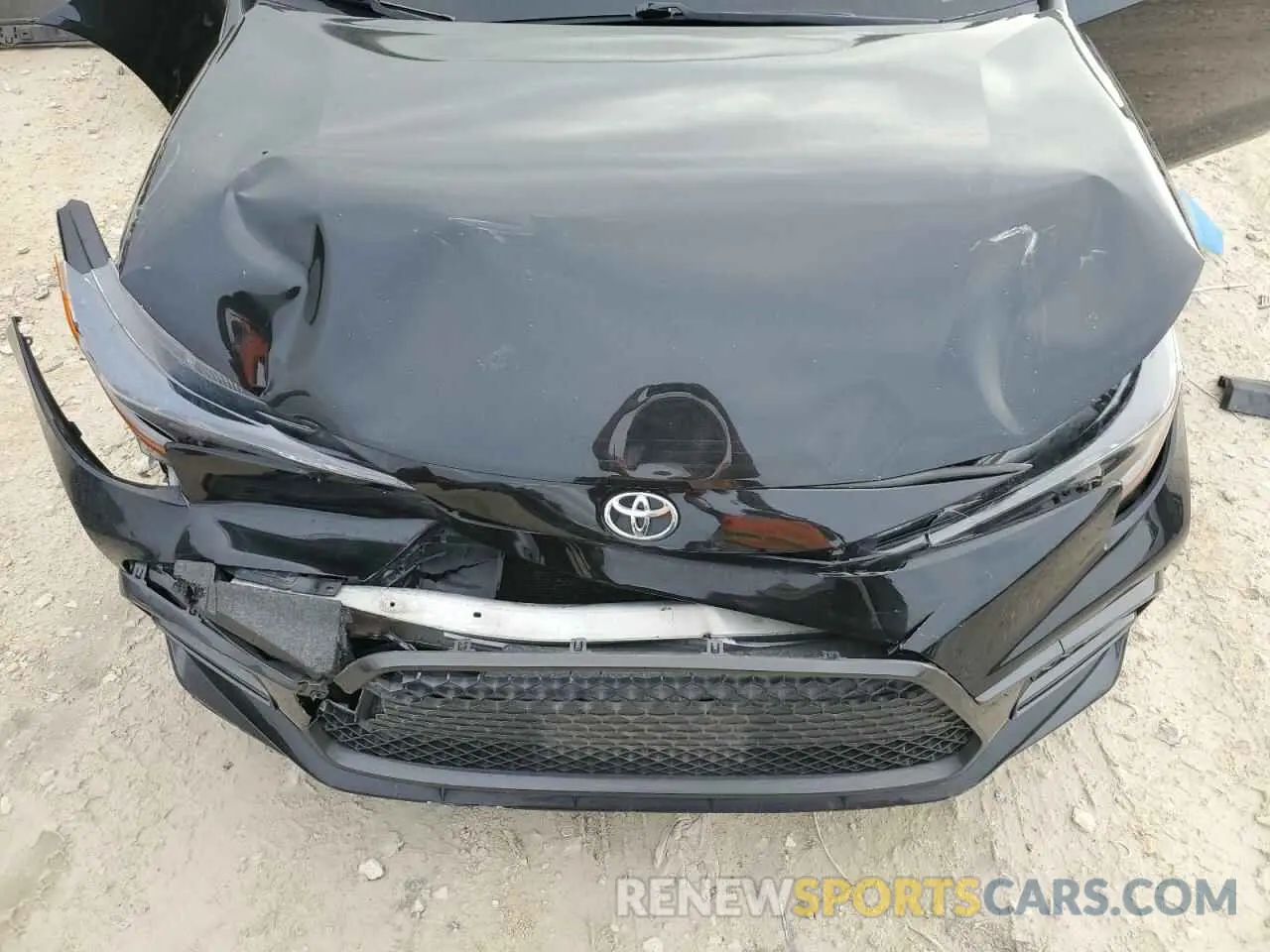 11 Photograph of a damaged car JTDS4RCE4LJ004236 TOYOTA COROLLA 2020