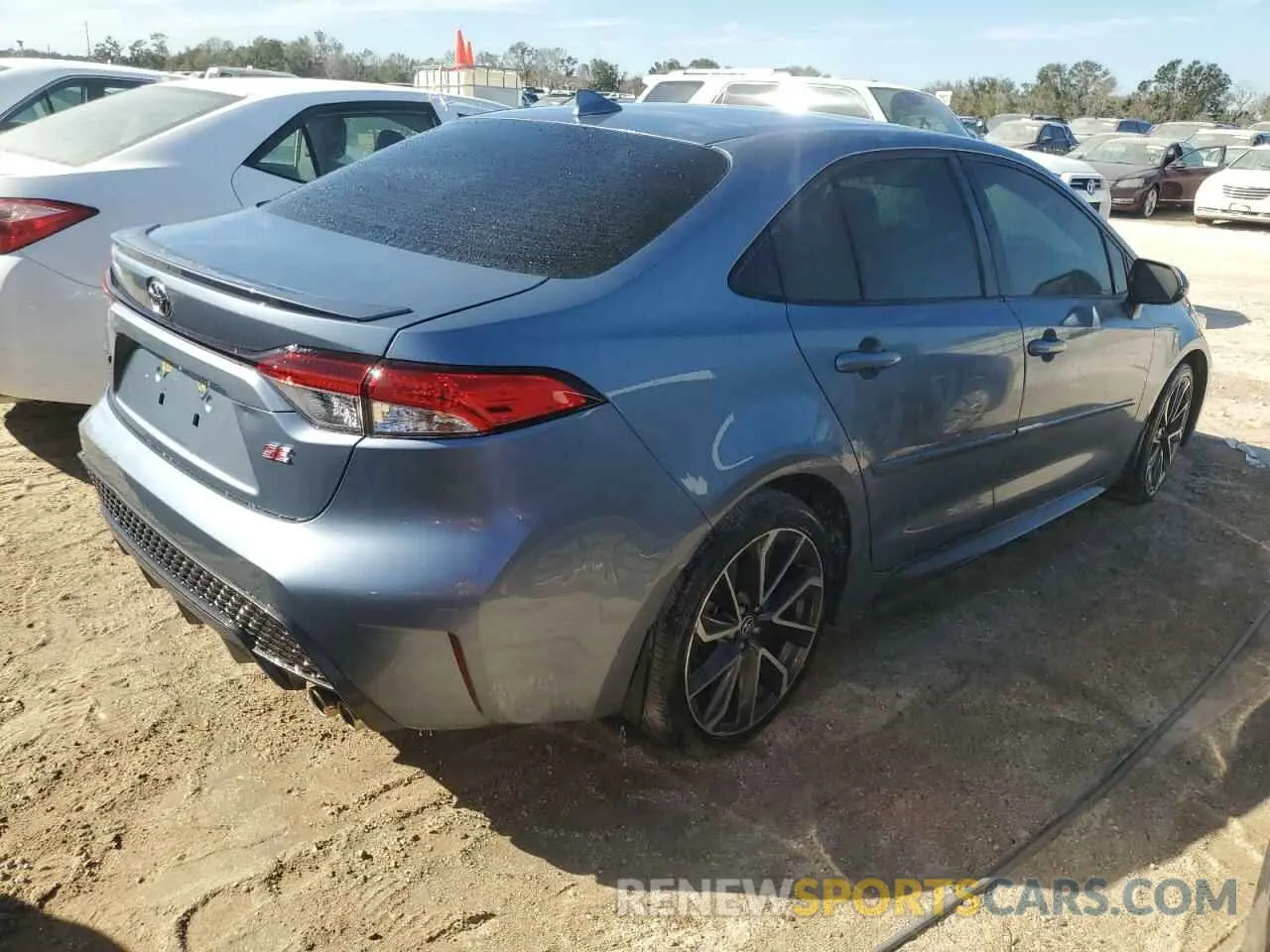 3 Photograph of a damaged car JTDS4RCE4LJ019139 TOYOTA COROLLA 2020