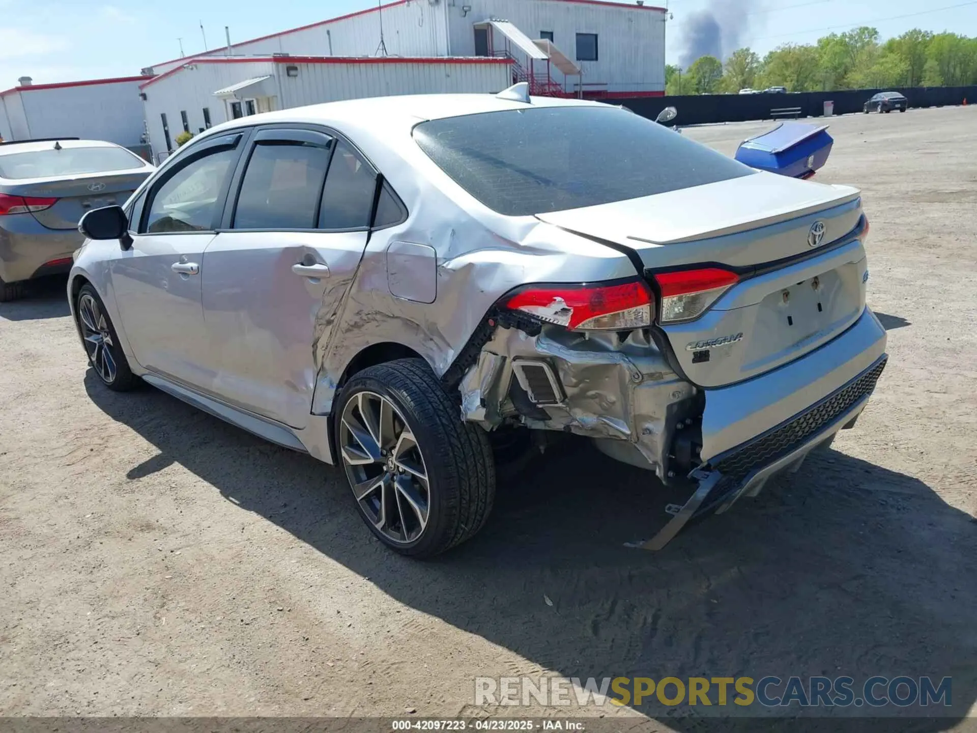 3 Photograph of a damaged car JTDS4RCE4LJ041772 TOYOTA COROLLA 2020