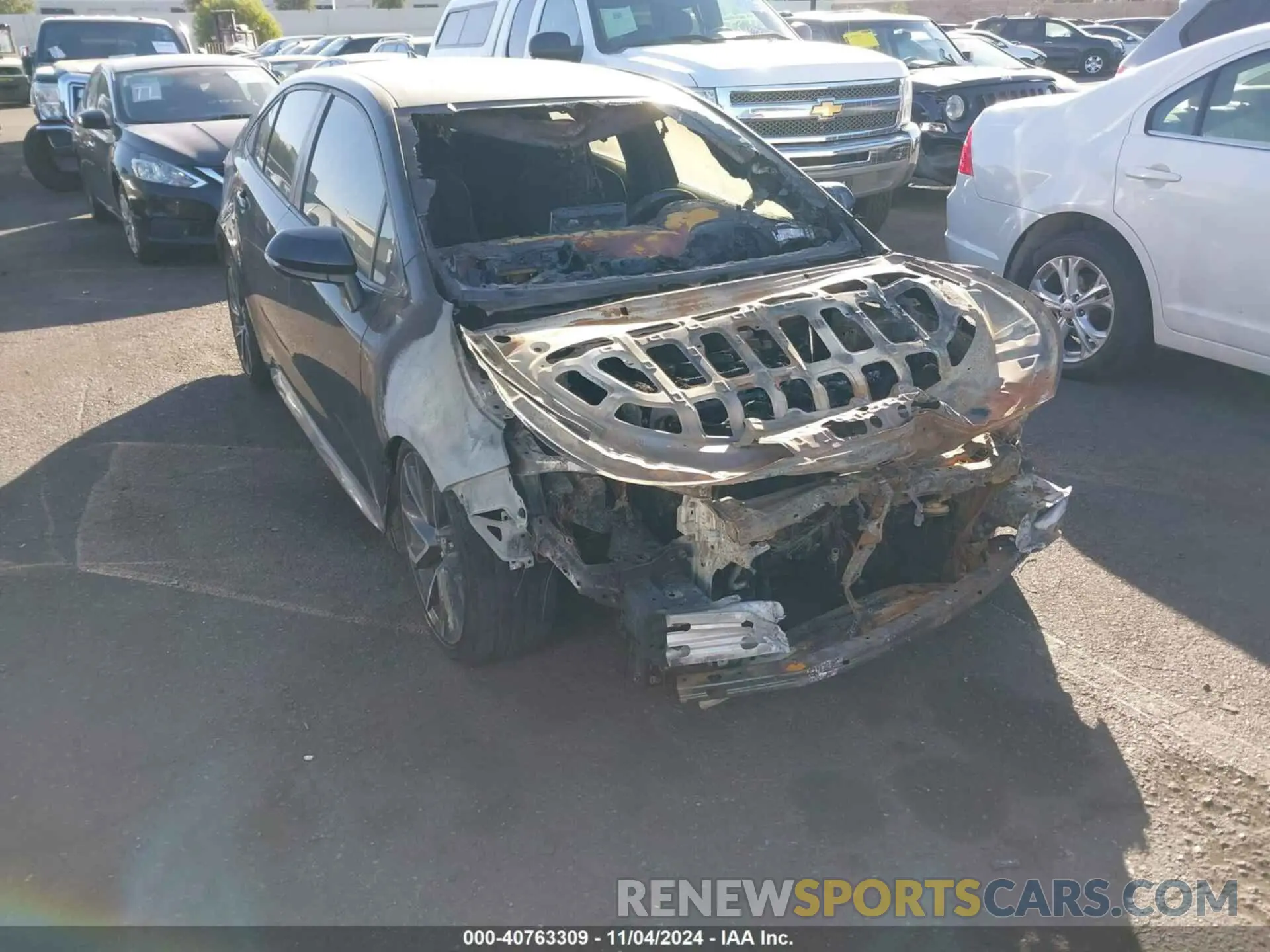 1 Photograph of a damaged car JTDS4RCE4LJ042128 TOYOTA COROLLA 2020