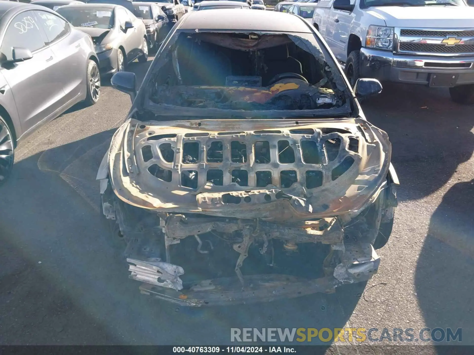 6 Photograph of a damaged car JTDS4RCE4LJ042128 TOYOTA COROLLA 2020
