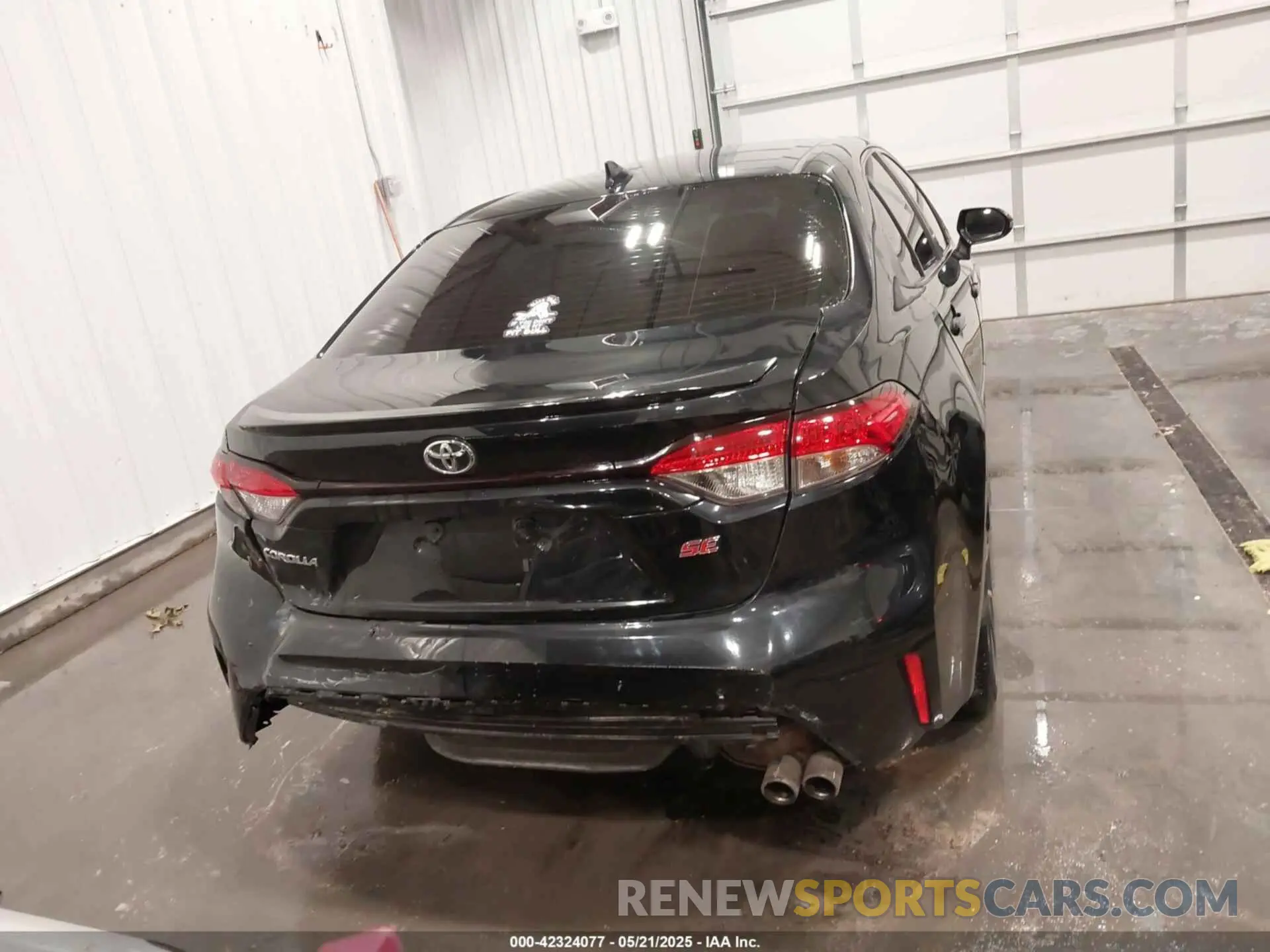 16 Photograph of a damaged car JTDS4RCE4LJ043358 TOYOTA COROLLA 2020