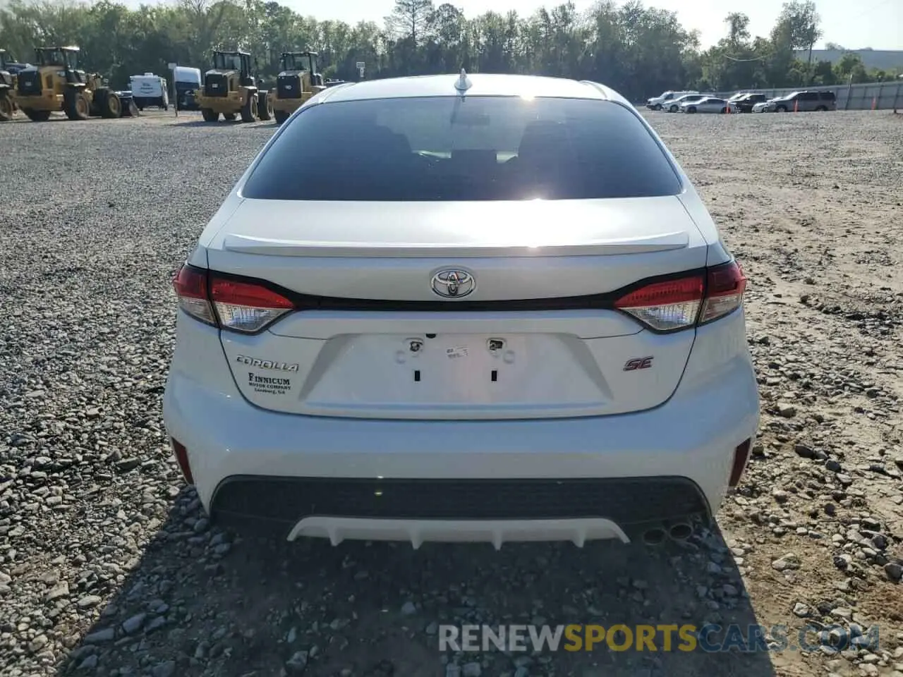 6 Photograph of a damaged car JTDS4RCE4LJ052979 TOYOTA COROLLA 2020