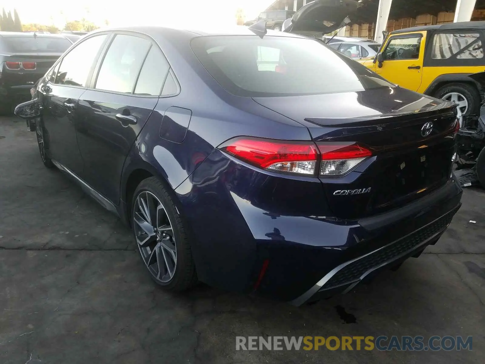 3 Photograph of a damaged car JTDS4RCE5LJ007775 TOYOTA COROLLA 2020