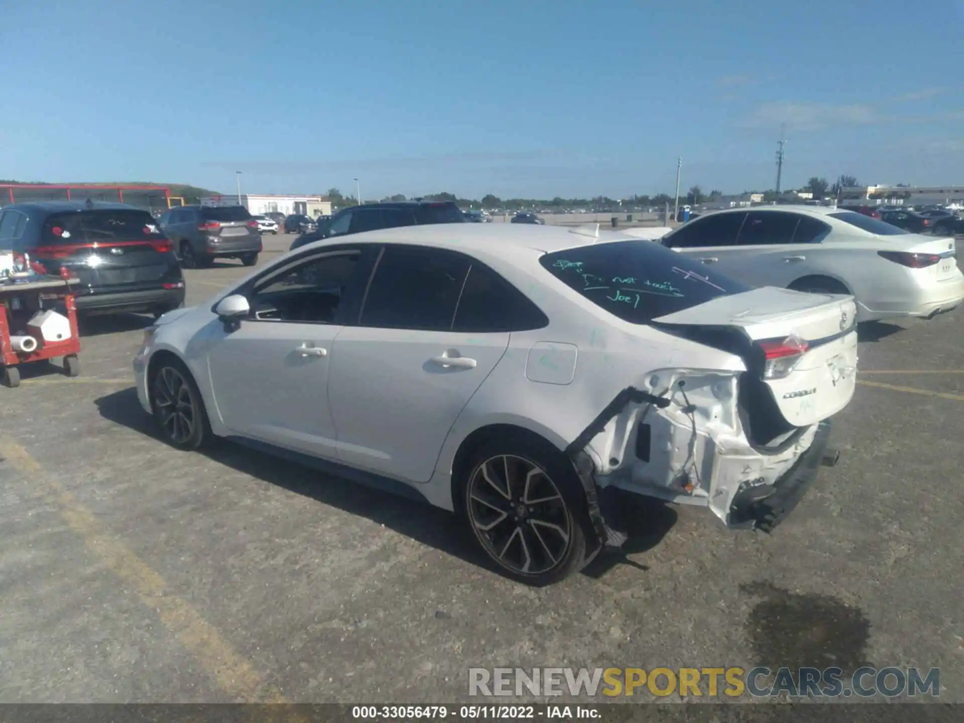 3 Photograph of a damaged car JTDS4RCE5LJ010451 TOYOTA COROLLA 2020