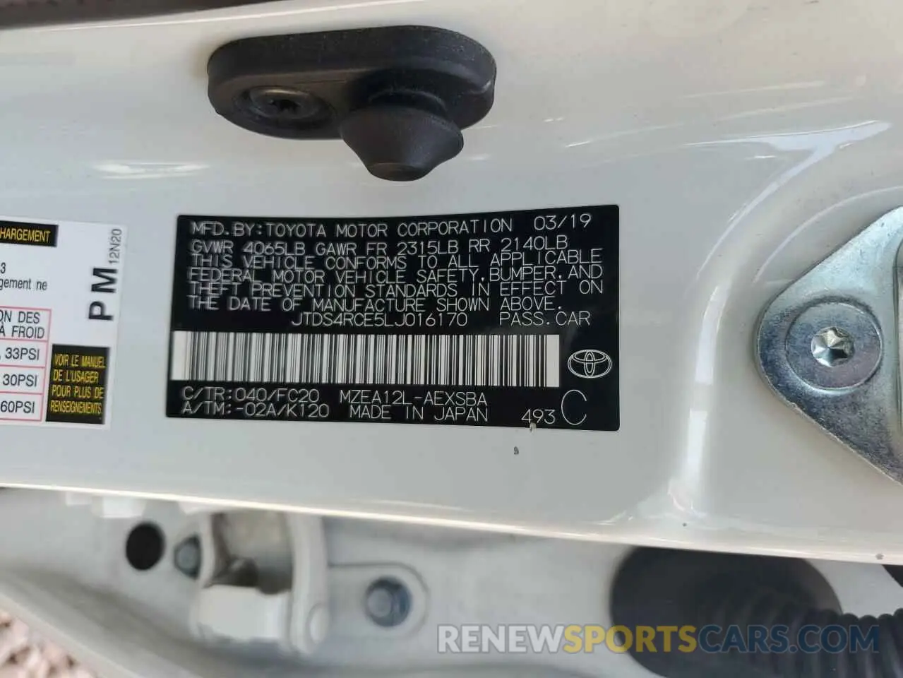 13 Photograph of a damaged car JTDS4RCE5LJ016170 TOYOTA COROLLA 2020