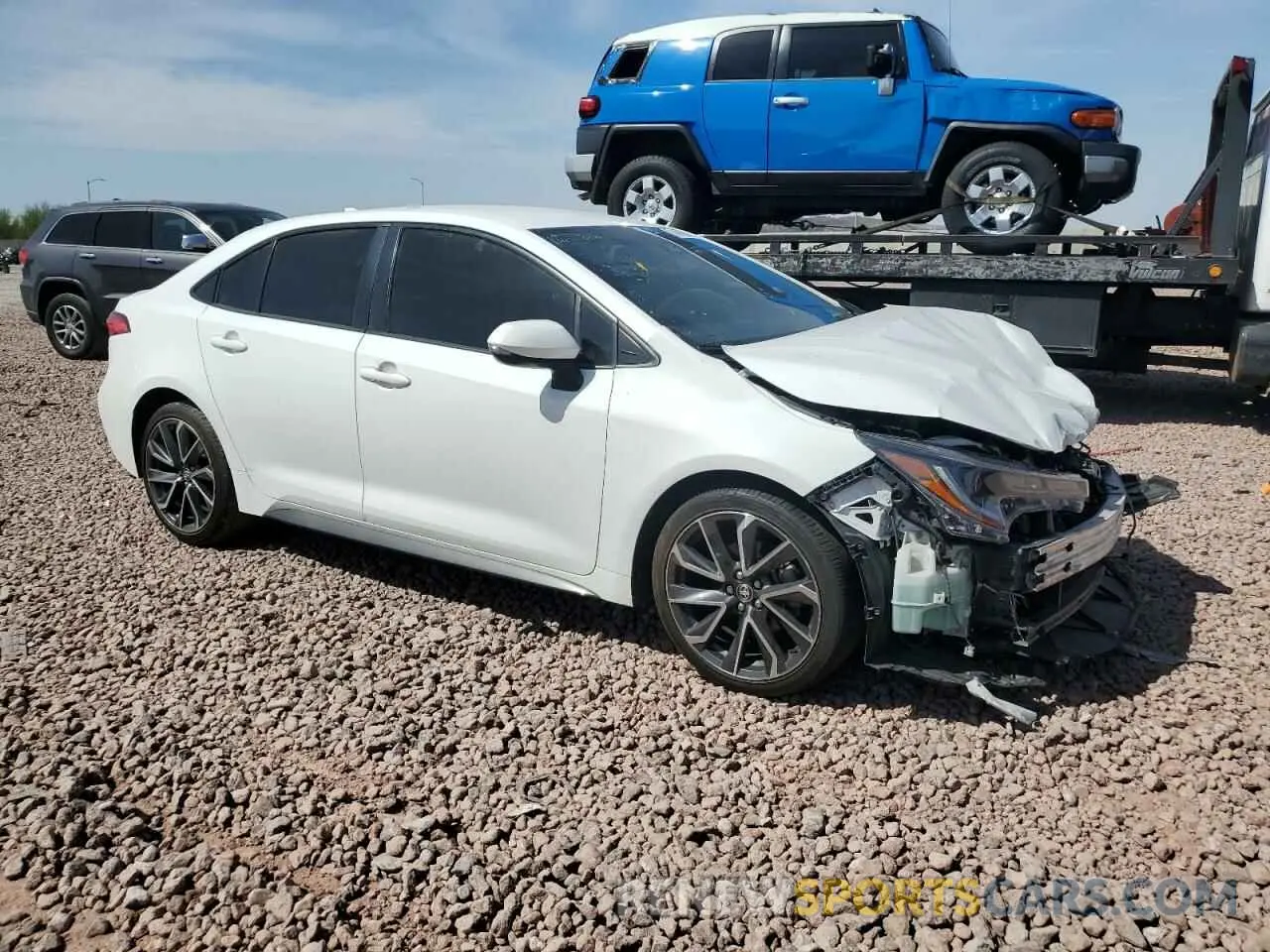 4 Photograph of a damaged car JTDS4RCE5LJ016170 TOYOTA COROLLA 2020