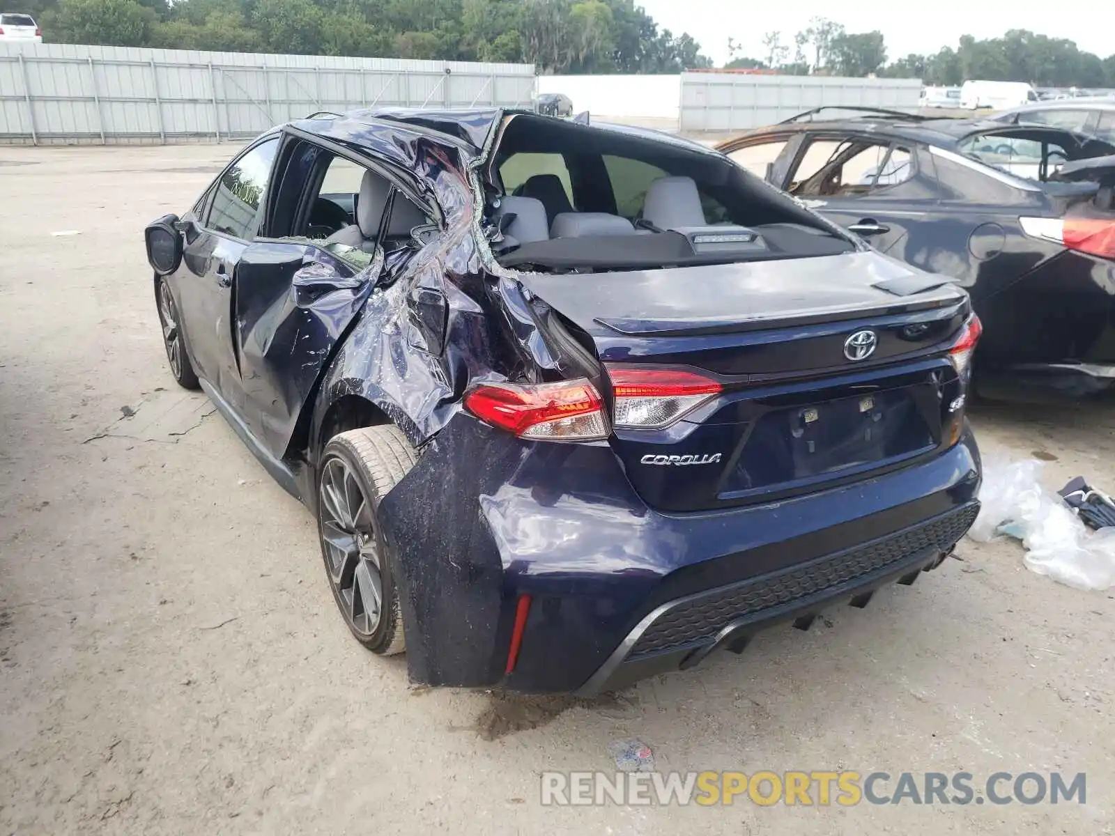 3 Photograph of a damaged car JTDS4RCE5LJ020686 TOYOTA COROLLA 2020