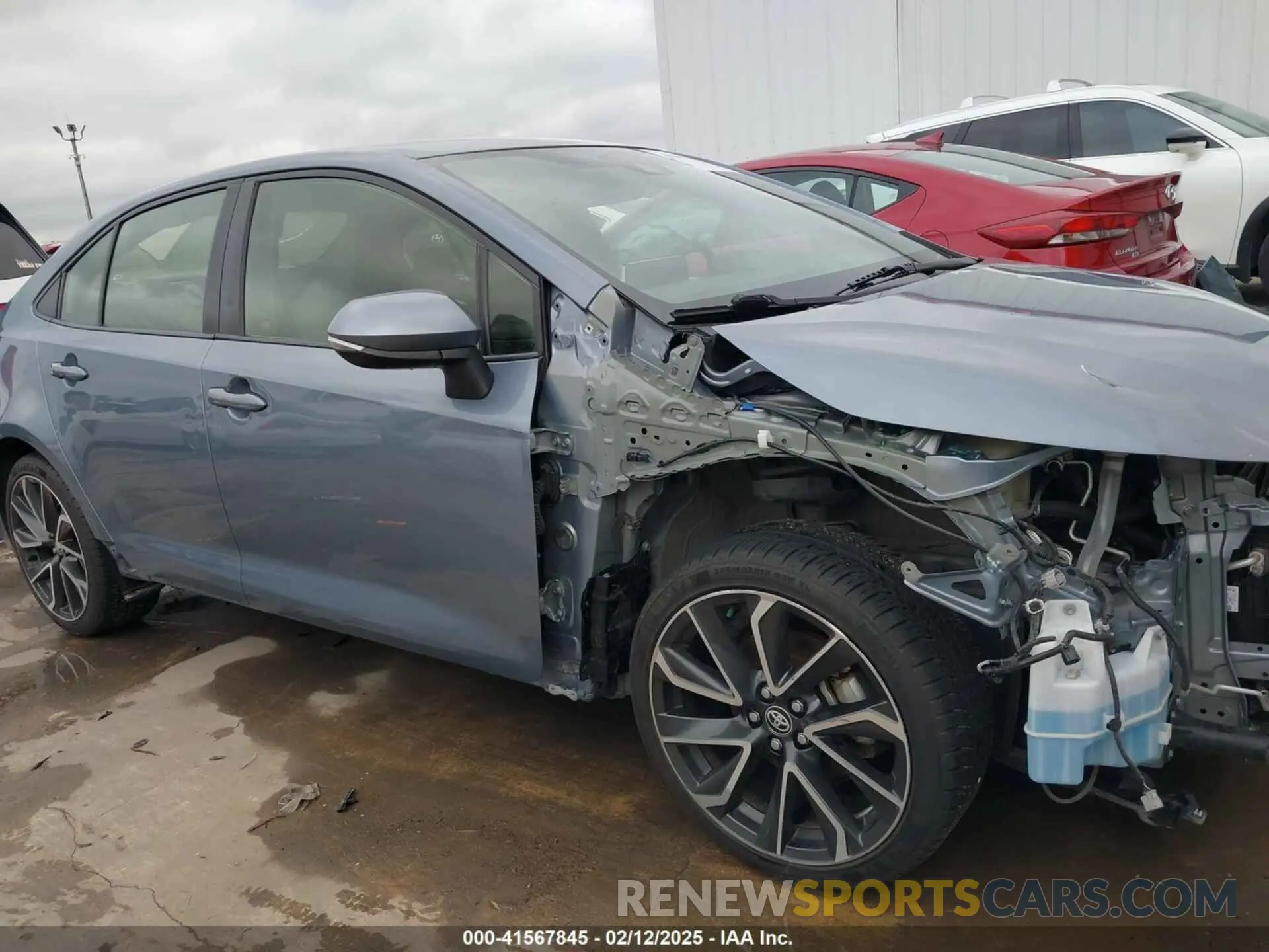 18 Photograph of a damaged car JTDS4RCE5LJ024964 TOYOTA COROLLA 2020